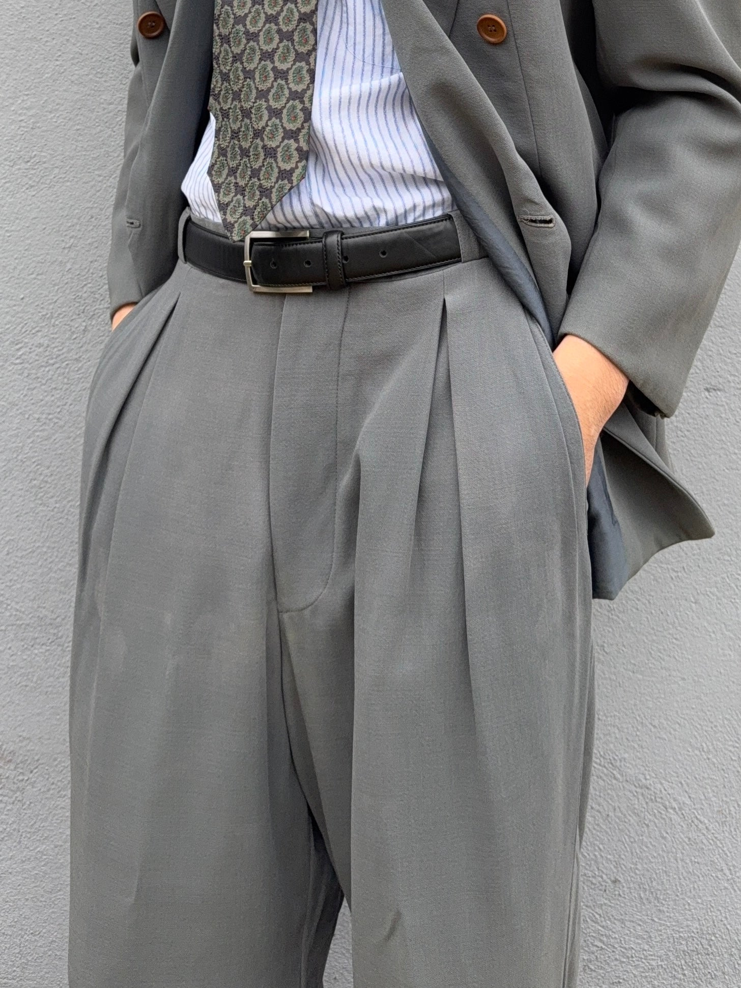 Giorgio Armani 1990s Double Breasted Pleated Wool Draped Suit - Size L Jacket / 32" Waist