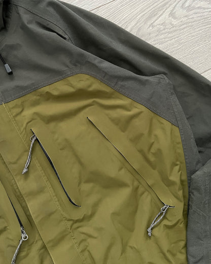 Mountain Hardwear Conduit Two-Tone Technical Jacket - Size M