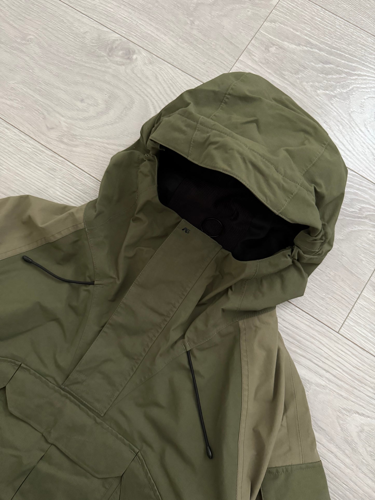 Burton Analog 00s Gore-Tex Military Tactical Waterproof Anorak - Size M