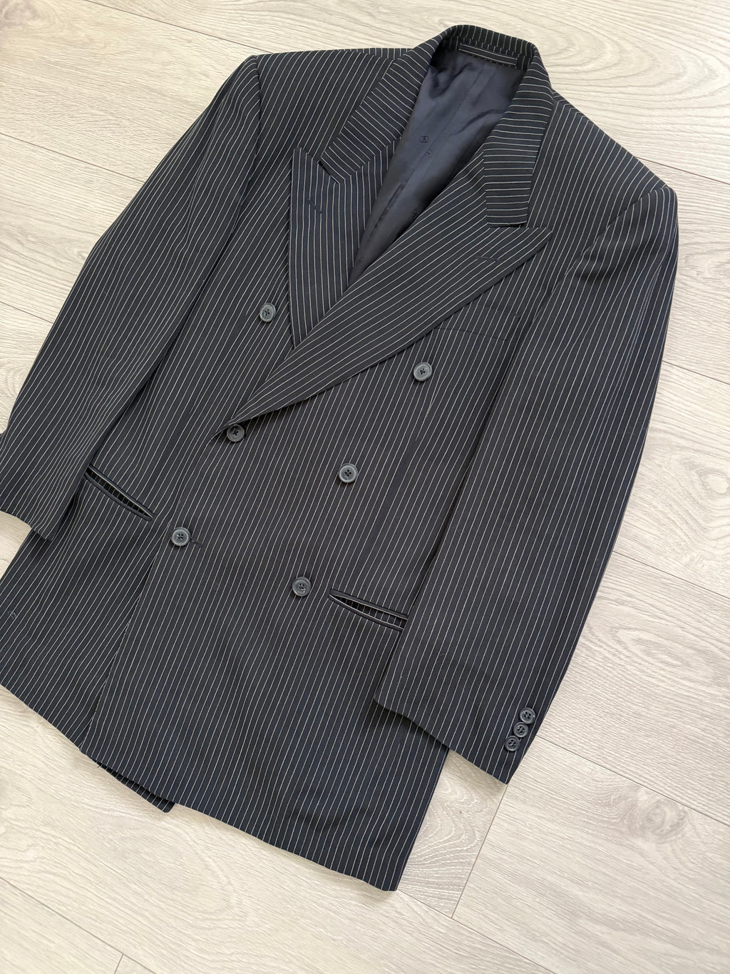 Valentino 1980s 6B Double Breasted Wool Pinestripe Power Suit - Size M Jacket / 32" Waist