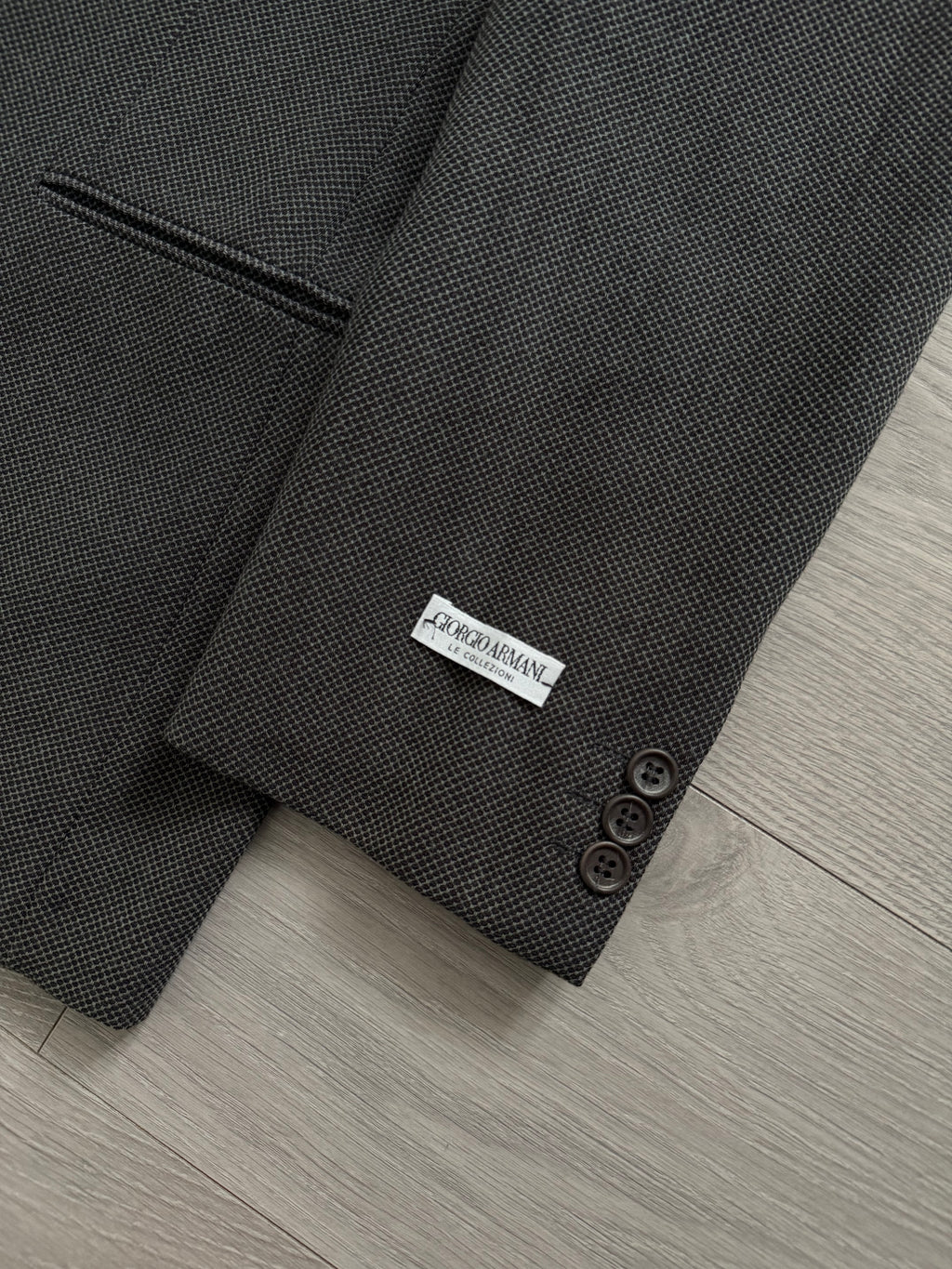 Giorgio Armani 1980s Double Breasted Pleated Wool Suit Grey New - Size L Jacket / 32" Waist