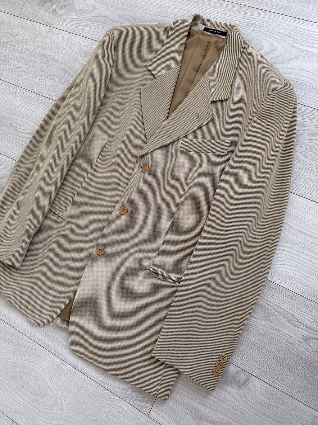 Emporio Armani 1990s Crepe Twill Weave 3B Double-Pleated Suit Sand Beige - Size M Jacket / 32" Waist