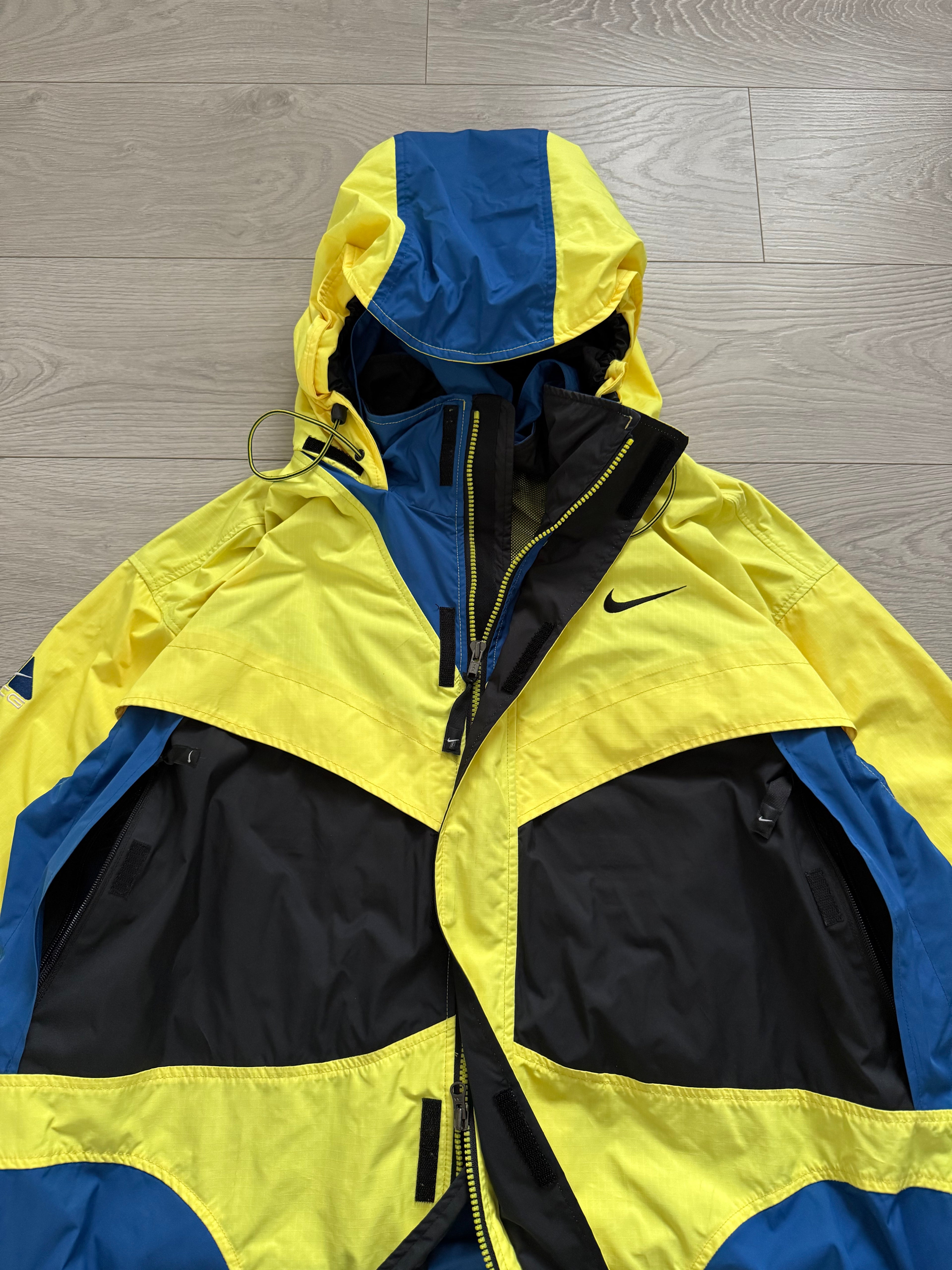 Nike ACG 00s Lungs Era Waterproof Packable Jacket - Size XXL