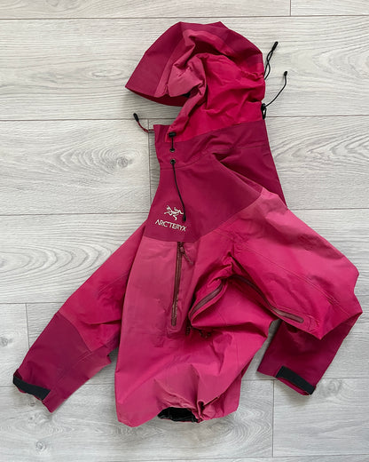 Arcteryx 00s Beta AR Gore-Tex Pro Shell Jacket Pink - Size Womens M