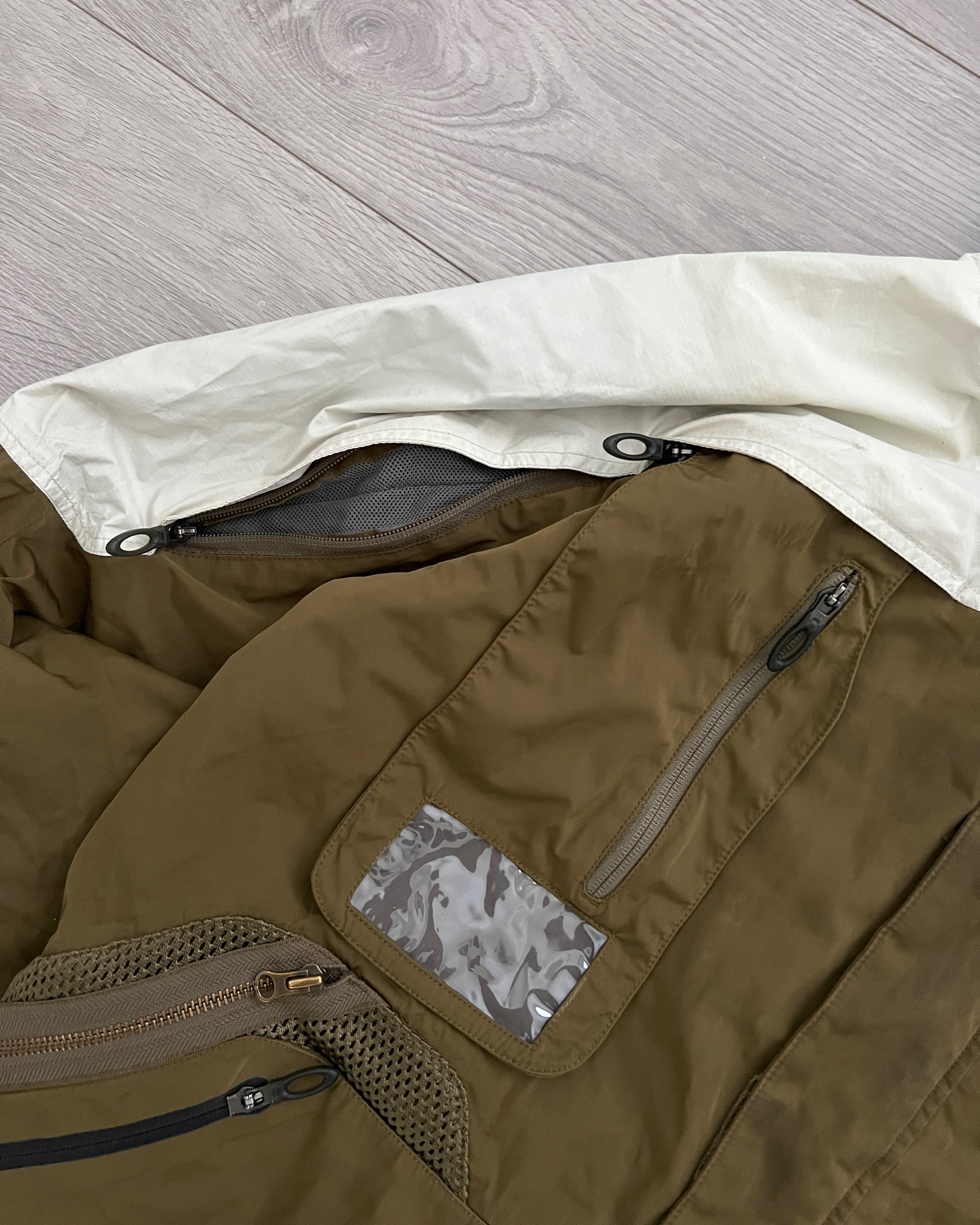 Oakley Nitro Fuel AW2005 Magnetic Concealed Pocket Tech Oakley Nitro Fuel AW2005 Magnetic Concealed Pocket Tech