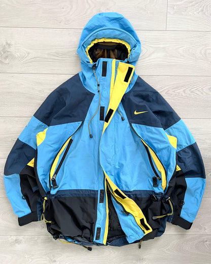 Nike ACG 00s Lungs Era Waterproof Storm Fit Tech Jacket - Size XL