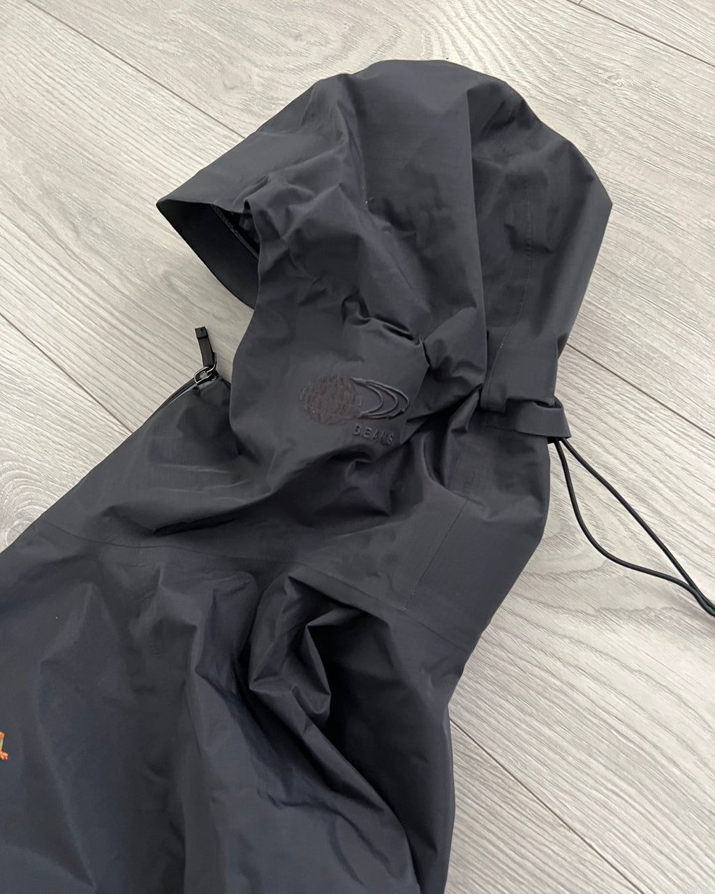 Arcteryx Beams SS2019 Zeta Gore-Tex Multi-Coloured Logo Jacket - Size S