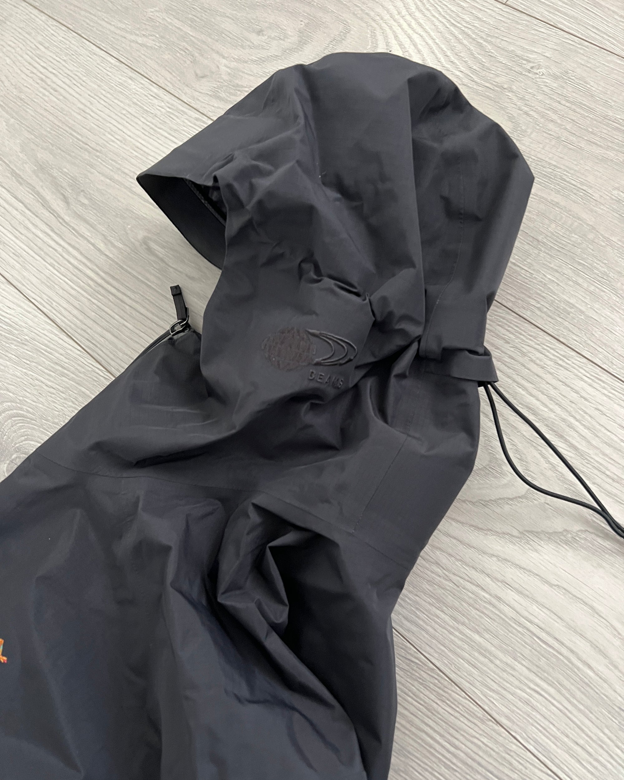 Arcteryx Beams SS2019 Zeta Gore-Tex Multi-Coloured Logo Jacket - Size S