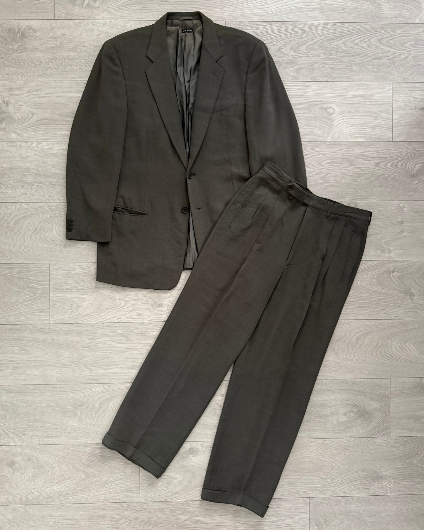 Giorgio Armani 1990s Brown Pleated Wool Suit - Size M Jacket / 32" Waist