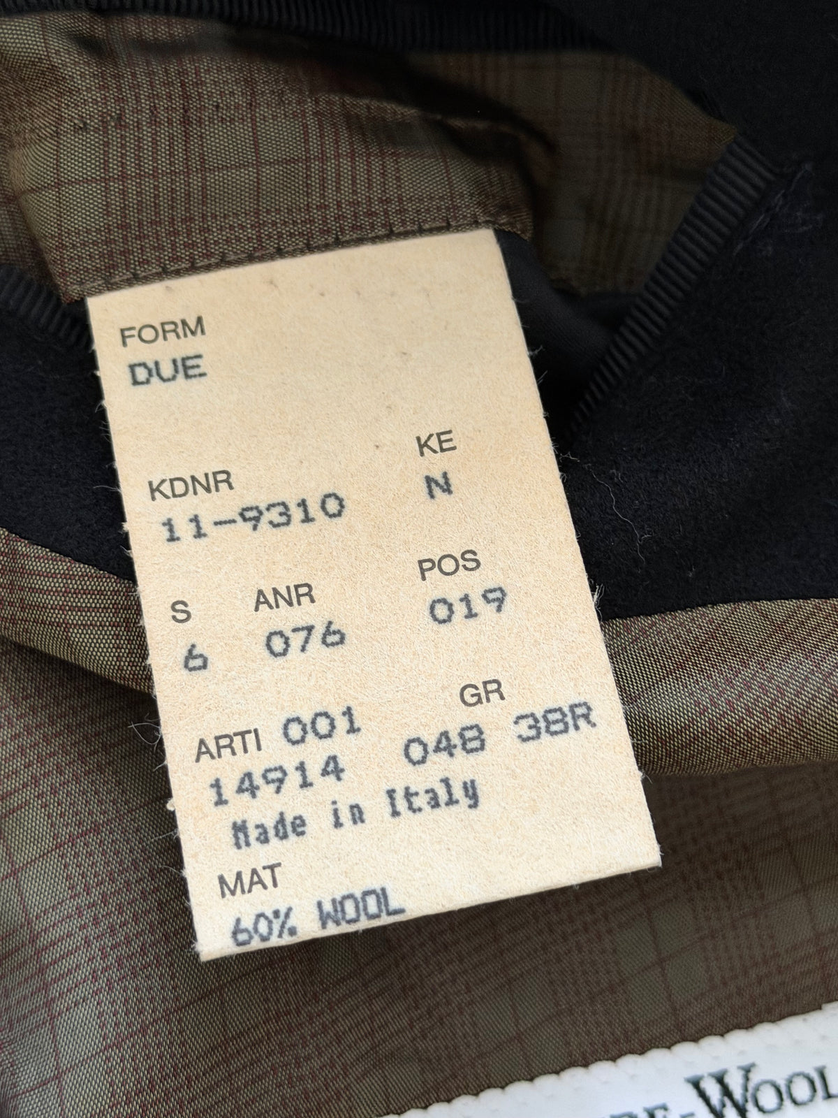 Hugo Boss 1980s 2B Wool Cashmere Black Sport Jacket Blazer - Size L