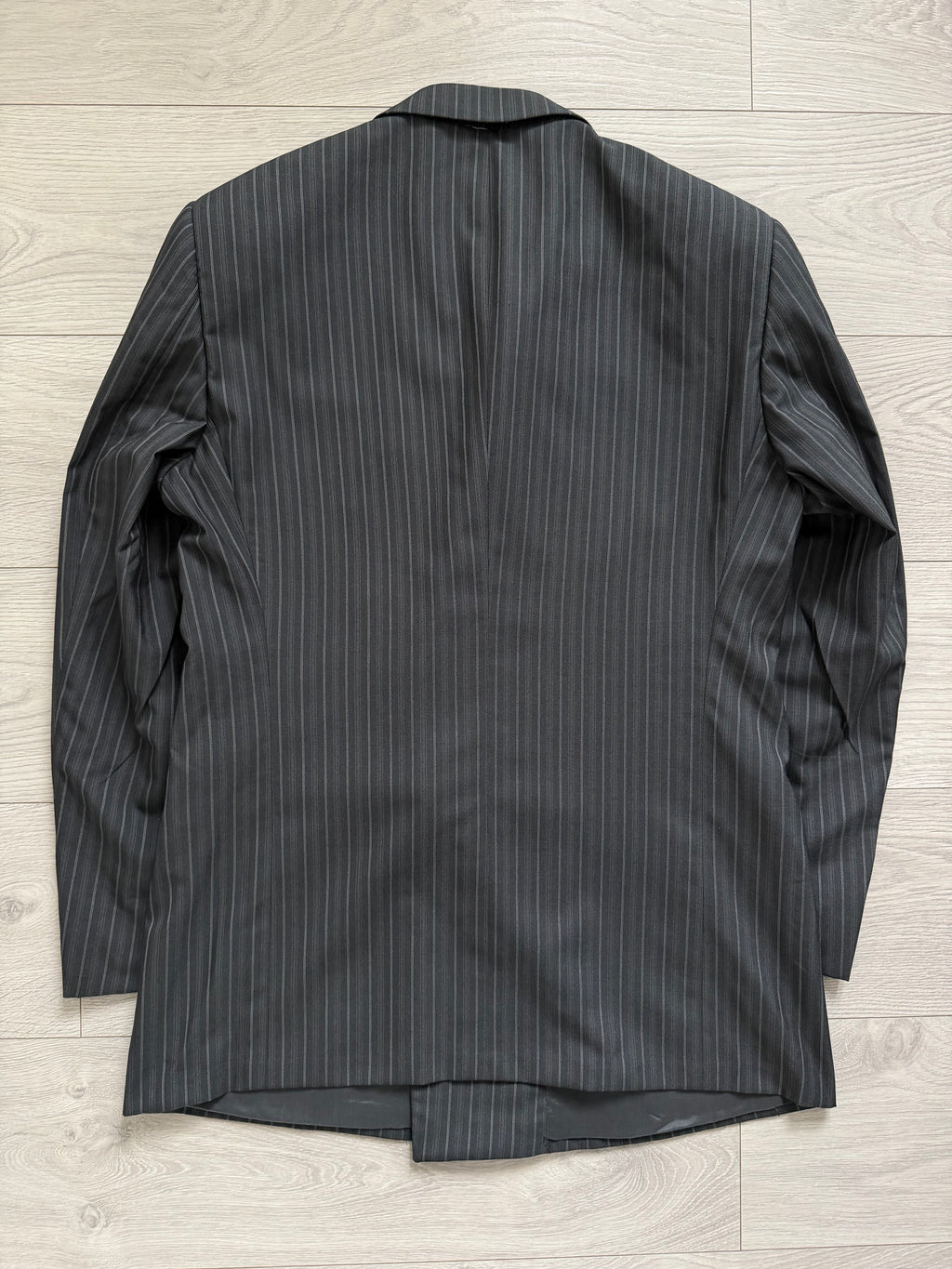 Armani 1990s Peaked Lapel Double Breasted Pleated Silk Wool Suit Striped Grey - Size L Jacket / 34" Waist