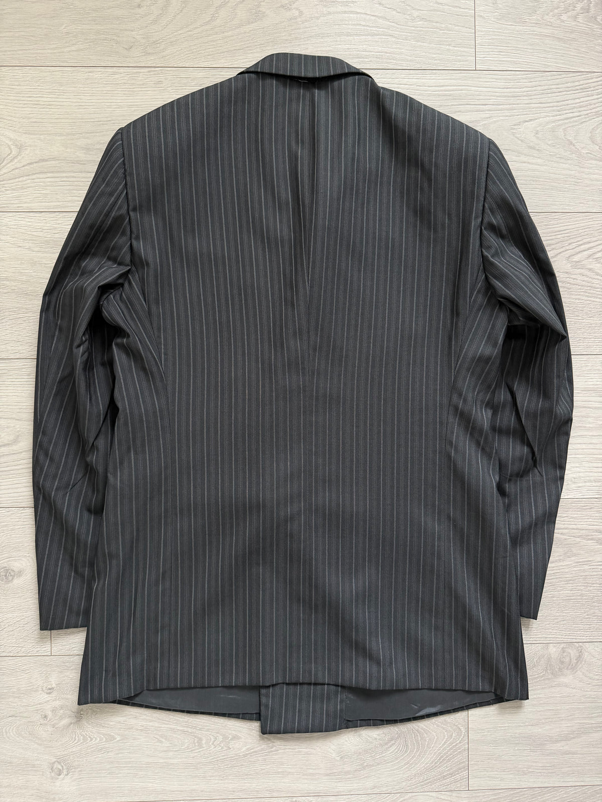 Armani 1990s Peaked Lapel Double Breasted Pleated Silk Wool Suit Striped Grey - Size L Jacket / 34" Waist