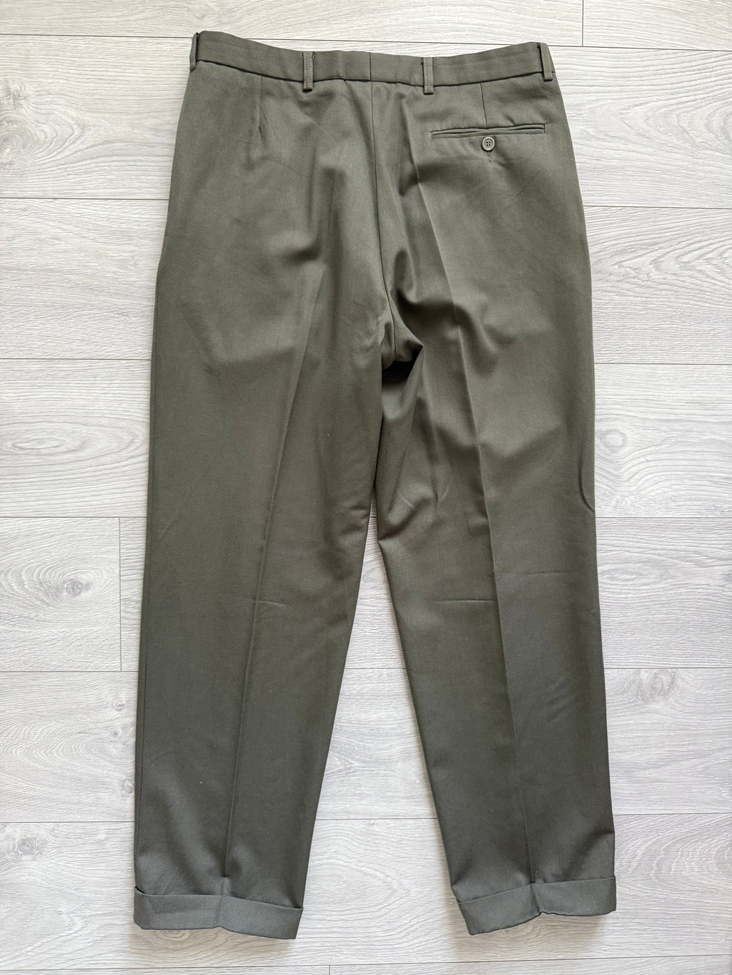 1980s Vintage Peaked Lapel Double Breasted Pleated Pure New Wool Olive Green Suit - Size XL Jacket / 34" Waist