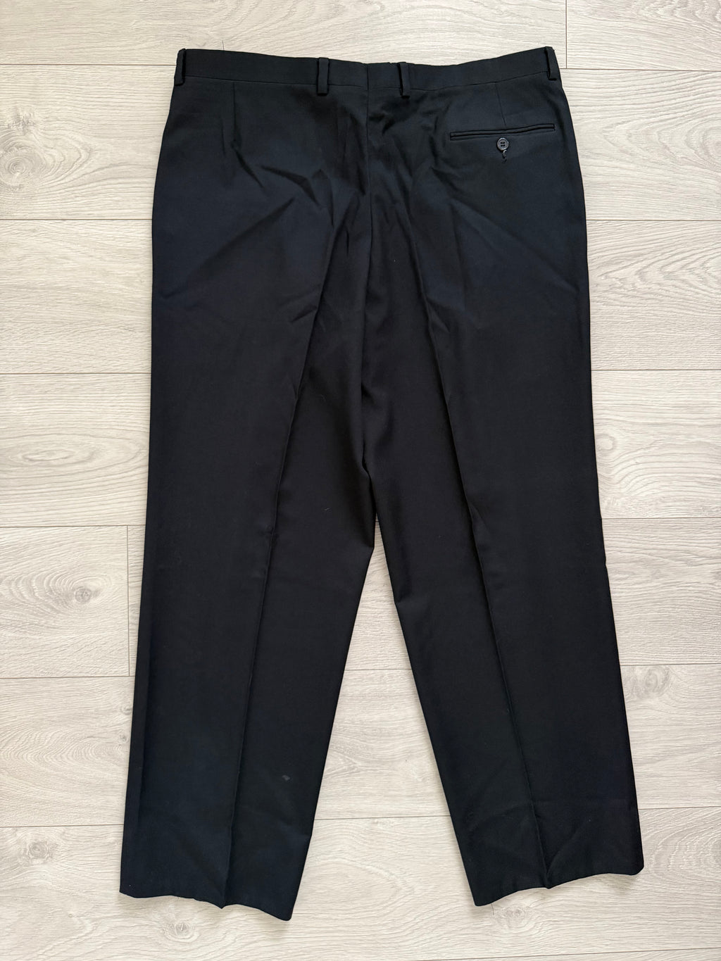 Louis Feraud Armani 1990s Peaked Lapel Pleated Double Breasted Wool Navy Suit - Size XXL Jacket / 38" Waist
