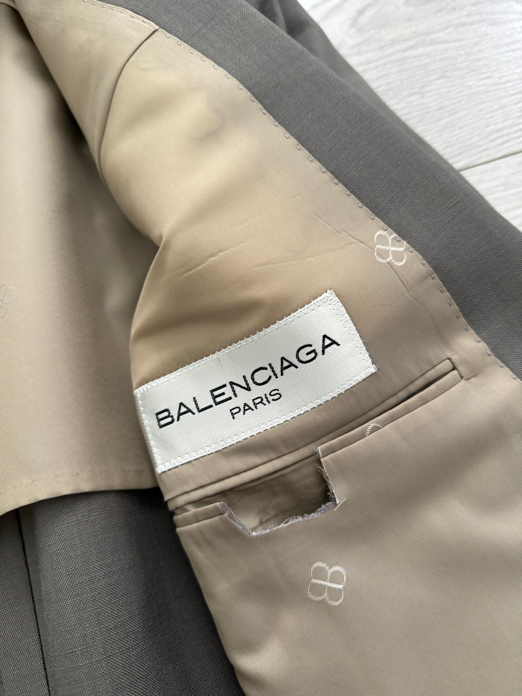 Balenciaga 1990s Peaked Lapel Double Breasted Metal Button Wool Khaki Suit - Size M Jacket / 36" Waist