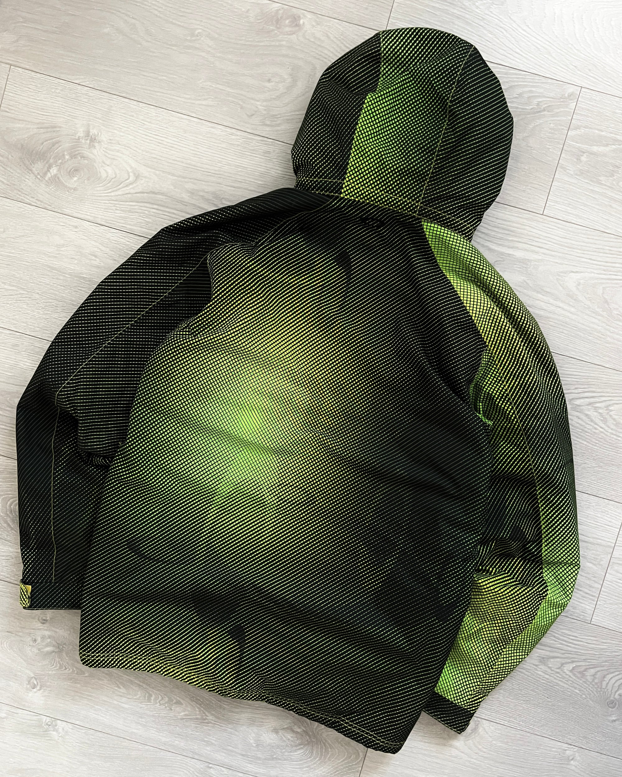 Oakley FW2010 Magnetic Hood 3D Holographic Print Technical Waterproof Jacket - Size M