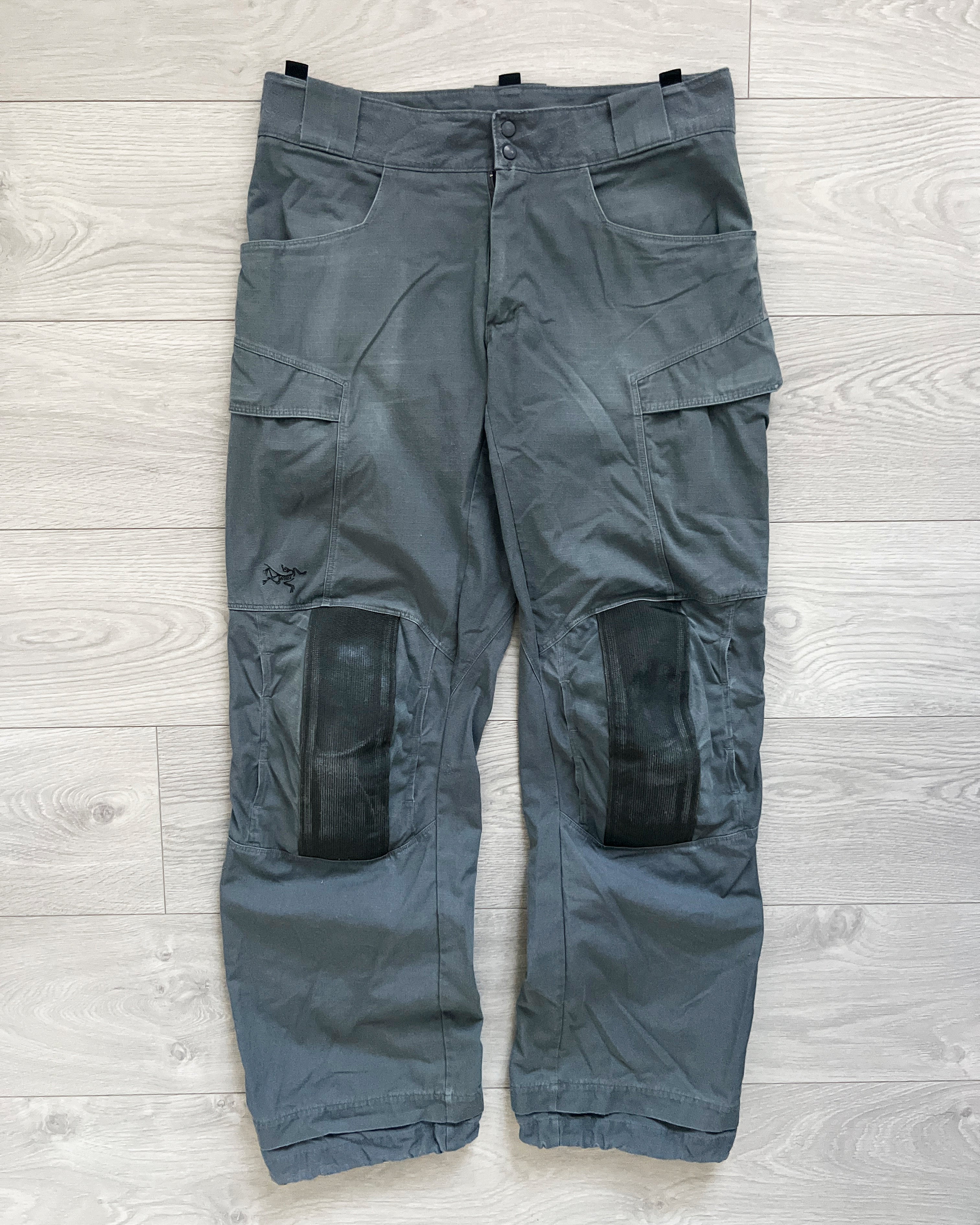 Arcteryx LEAF Talos Combat Pants Wolf Grey - Size M – NDWC0 Shop