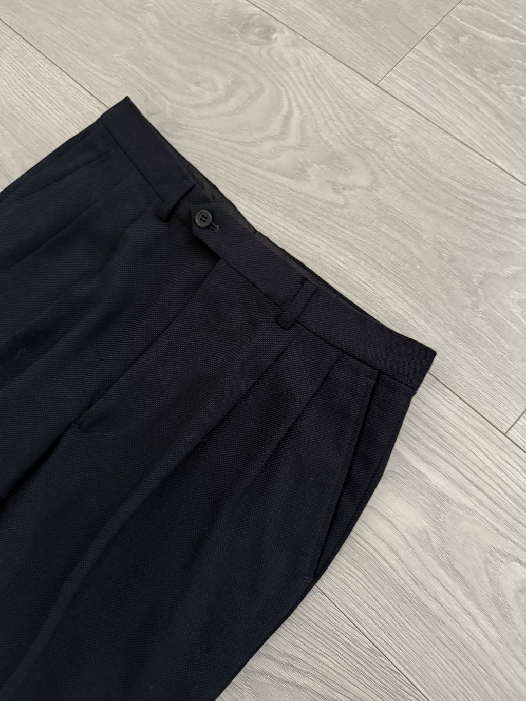 Giorgio Armani 1980s Double Breasted Pleated Wool Suit Navy New - Size L Jacket / 32" Waist