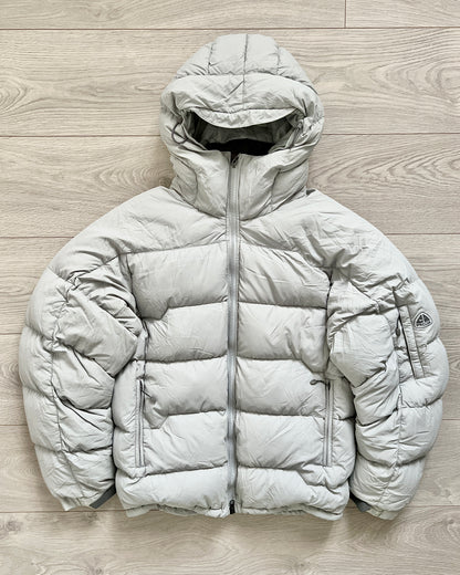 Nike ACG 00s Technical Down Puffer Jacket - Size M