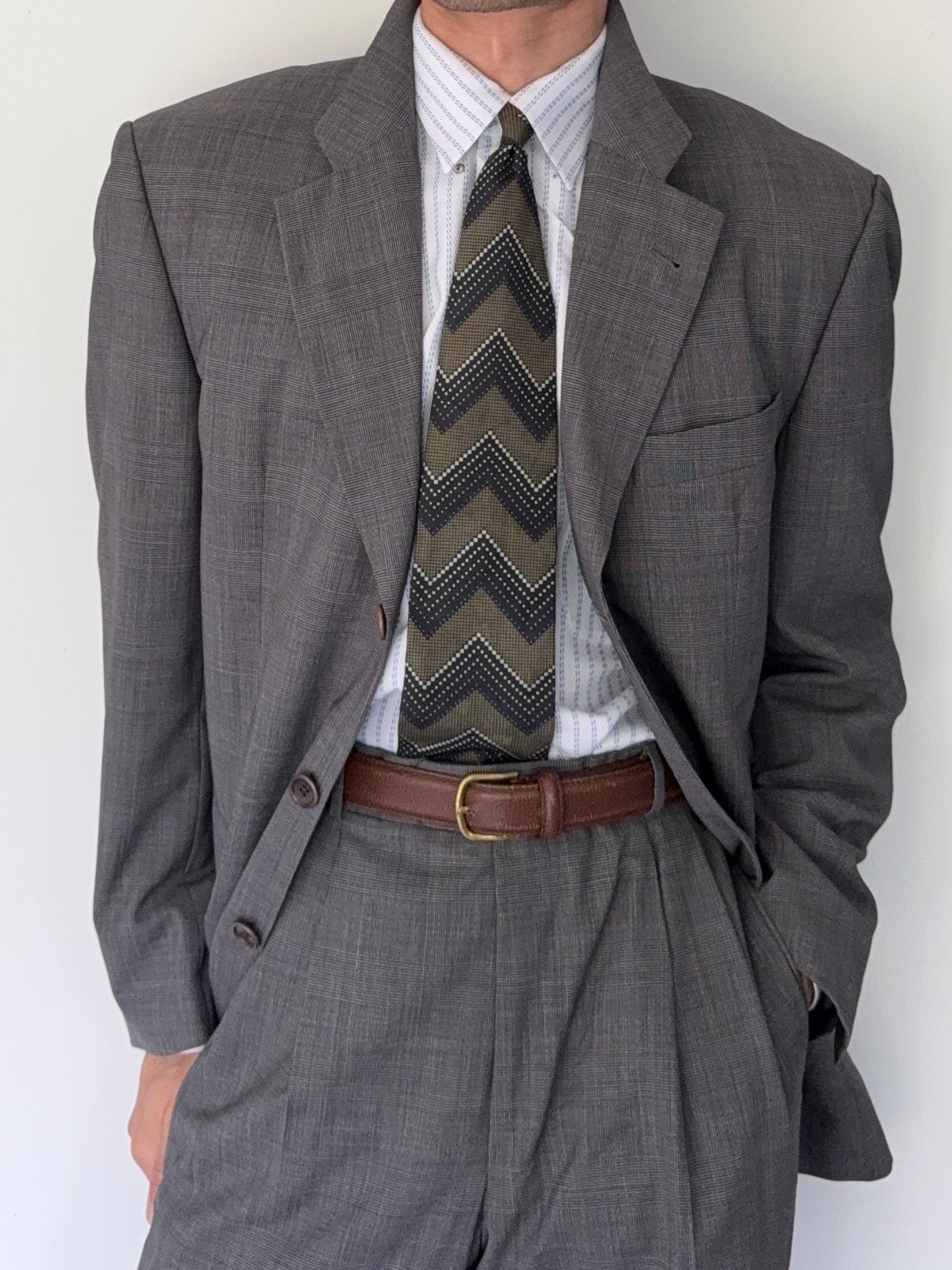 Hugo Boss 1980s 'Poseidon' 3B Pleated Wool Grey Suit - Size L Jacket / 34" Waist