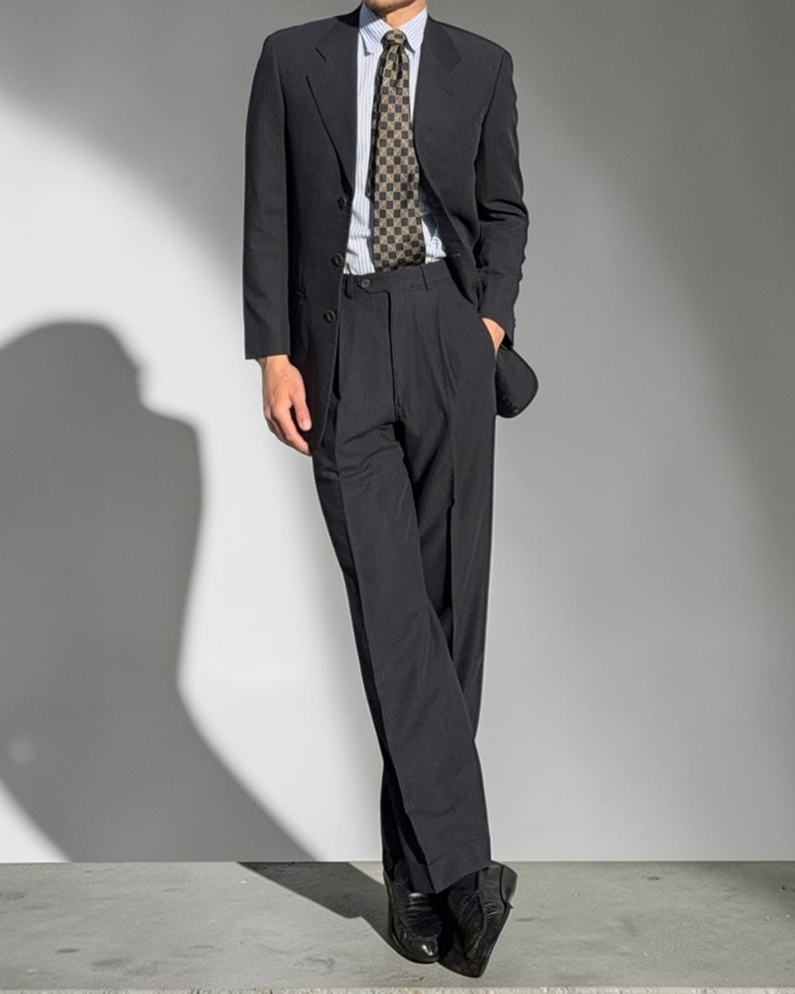 Giorgio Armani 1980s 3B Navy Textured Wool Woven Pleated Suit - Size S Jacket / 28" Waist