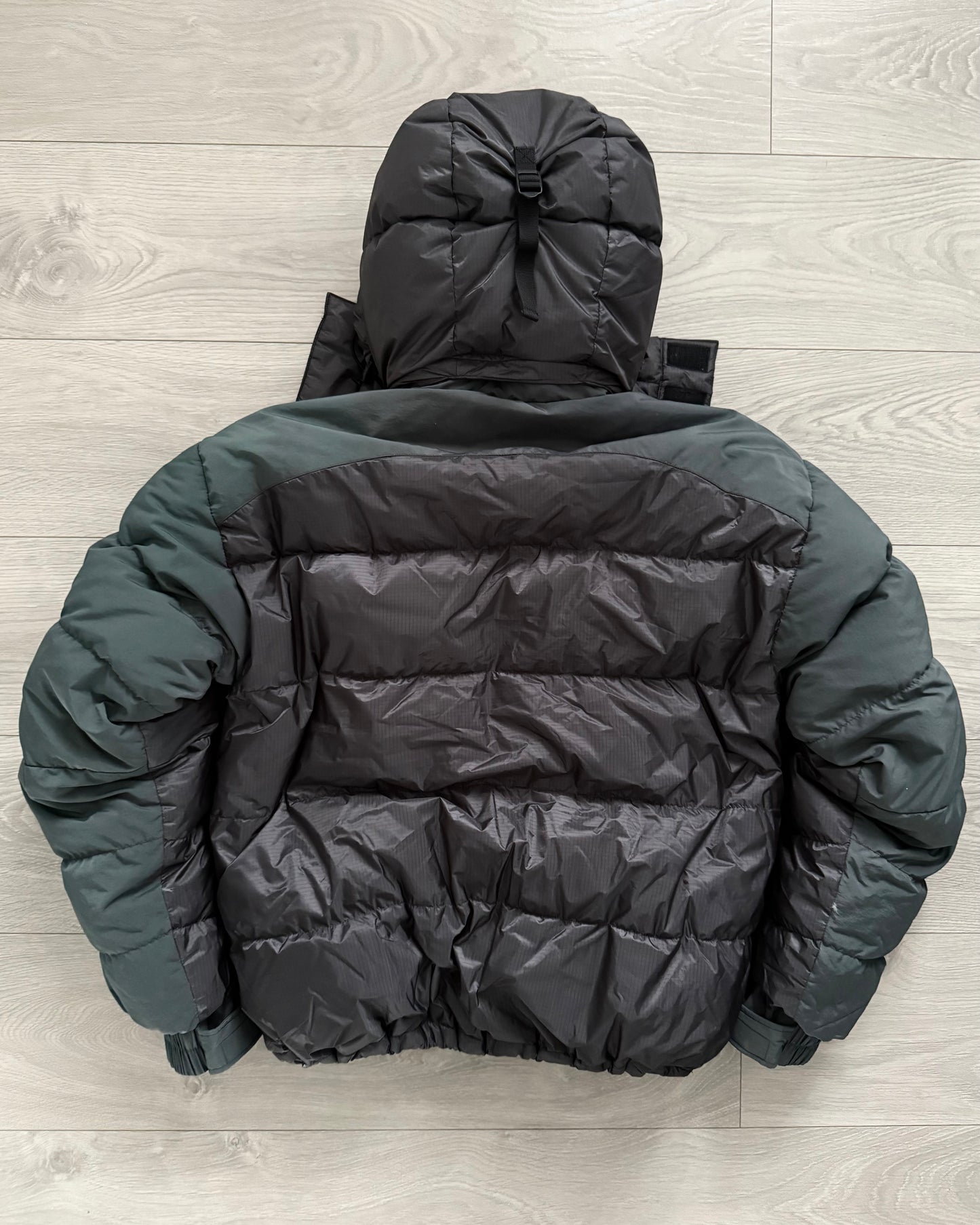 Mountain Hardwear 00s Conduit 'Sub Zero' Down Puffer Jacket - Size M