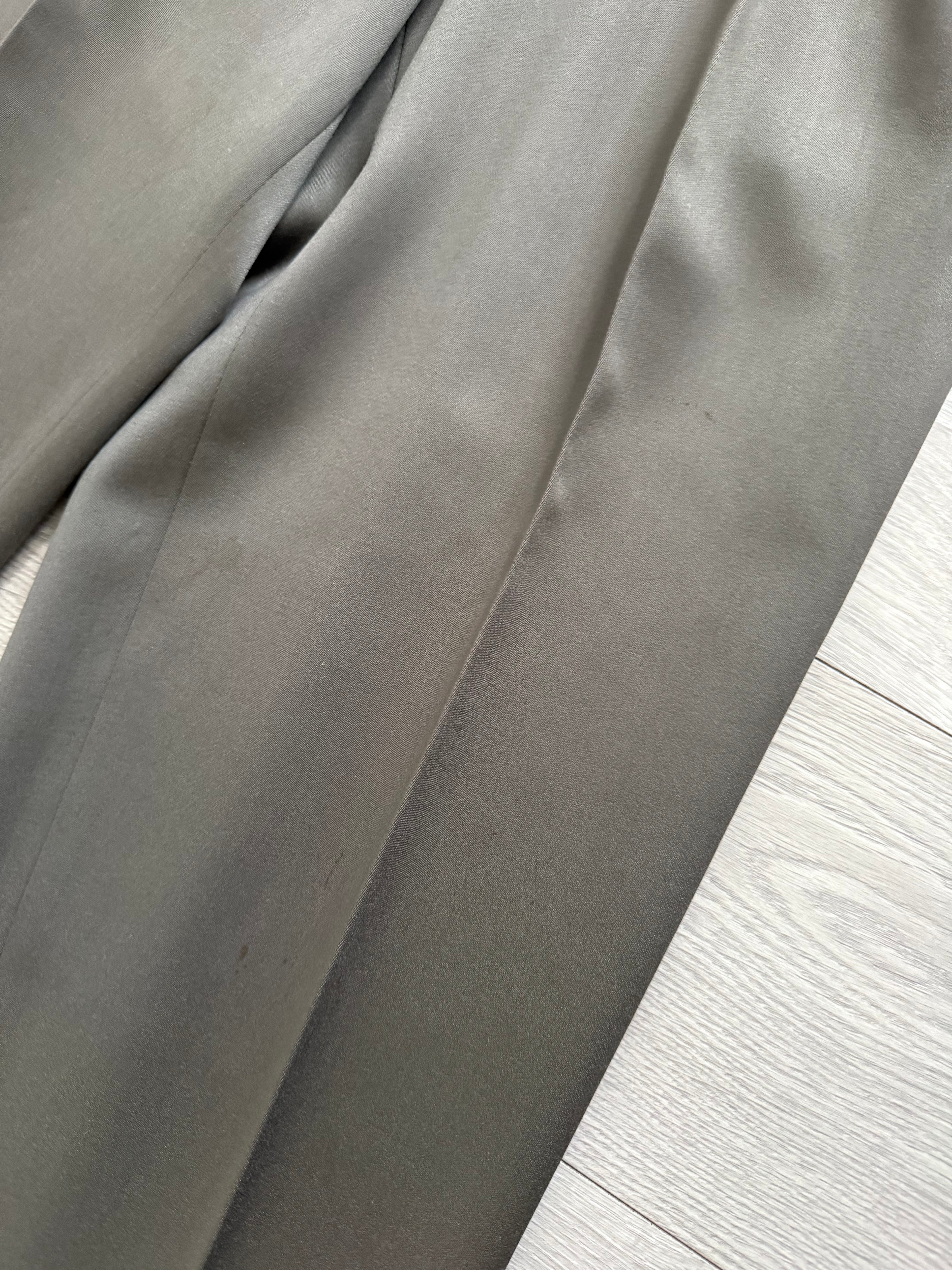 Hugo Boss 1980s 'Mitford' Peak Lapel Double Breasted Pleated Taupe Green Suit - Size L Jacket / 30" Waist