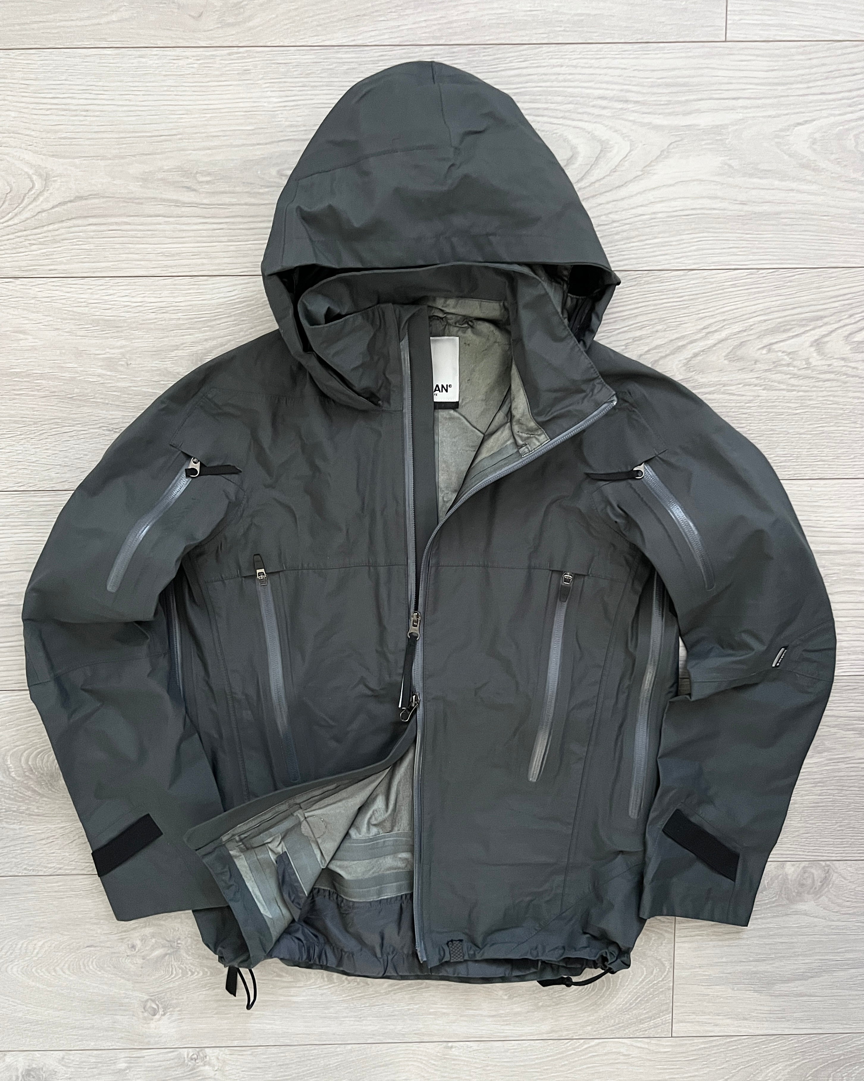 Disaeran by Acronym United Arrows Tactical Tech Shell Jacket - Size S –  NDWC0 Shop