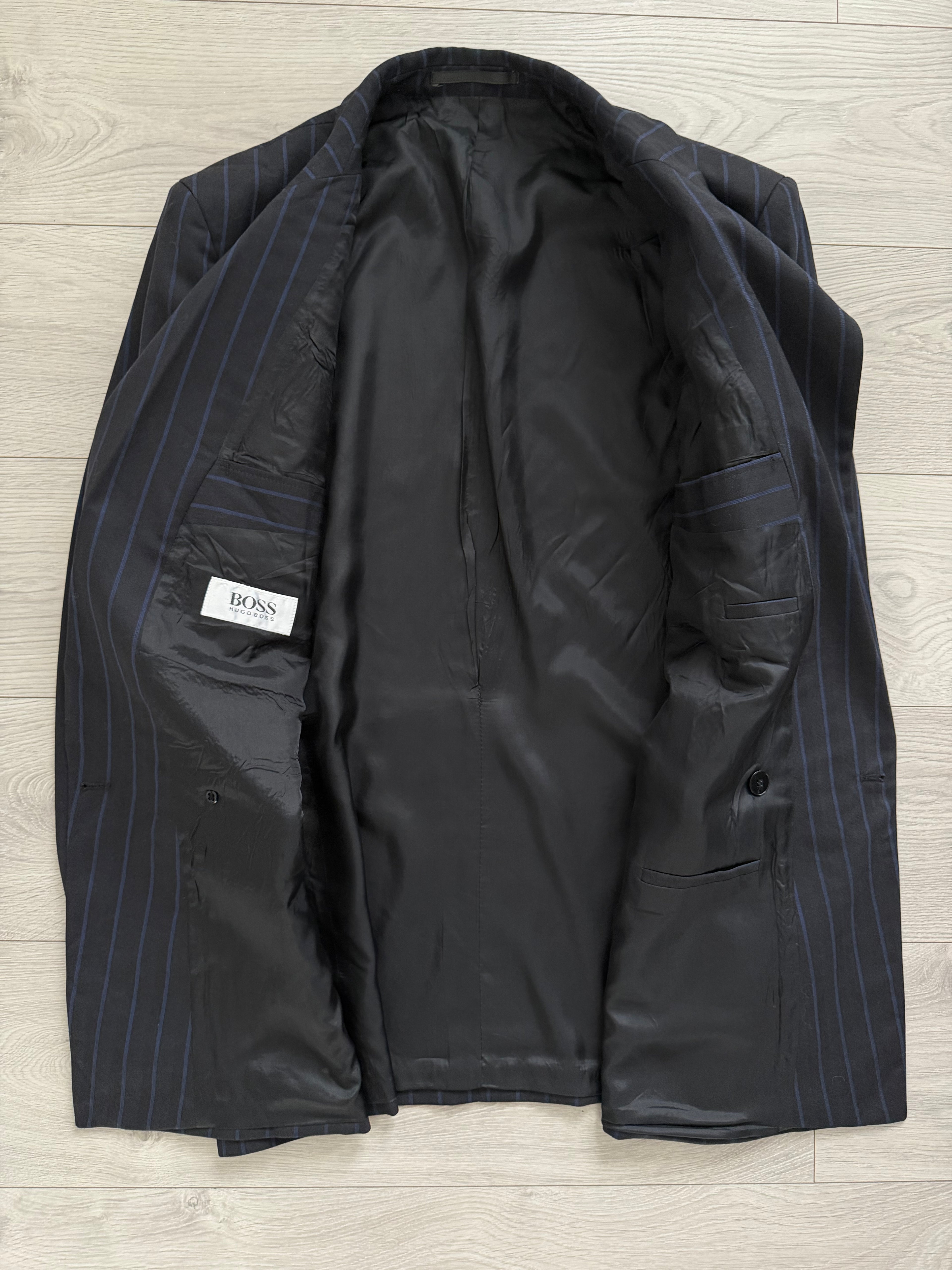 Hugo Boss 1980s Peaked Lapel Double Breasted Pleated Wool Suit - Size XXL Jacket / 34" Waist