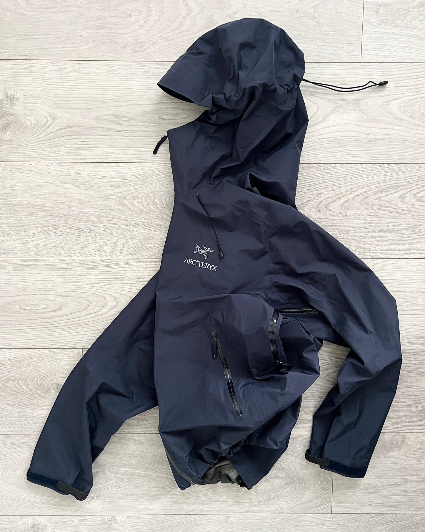 Arcteryx Beta LT GoreTex Jacket - Size L