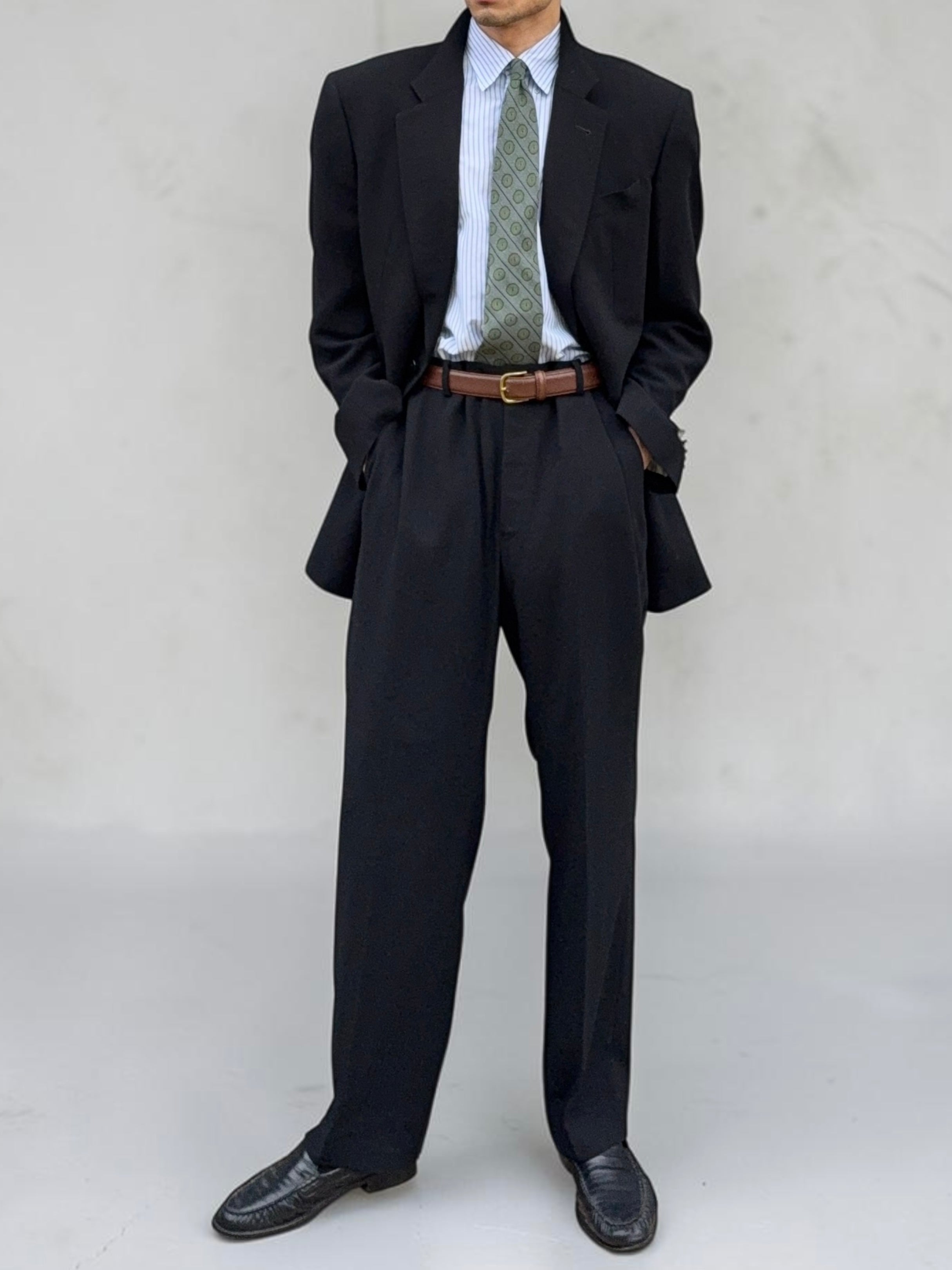Armani 1990s 2B Draped Wool Black Suit - Size XL Jacket / 37" Waist