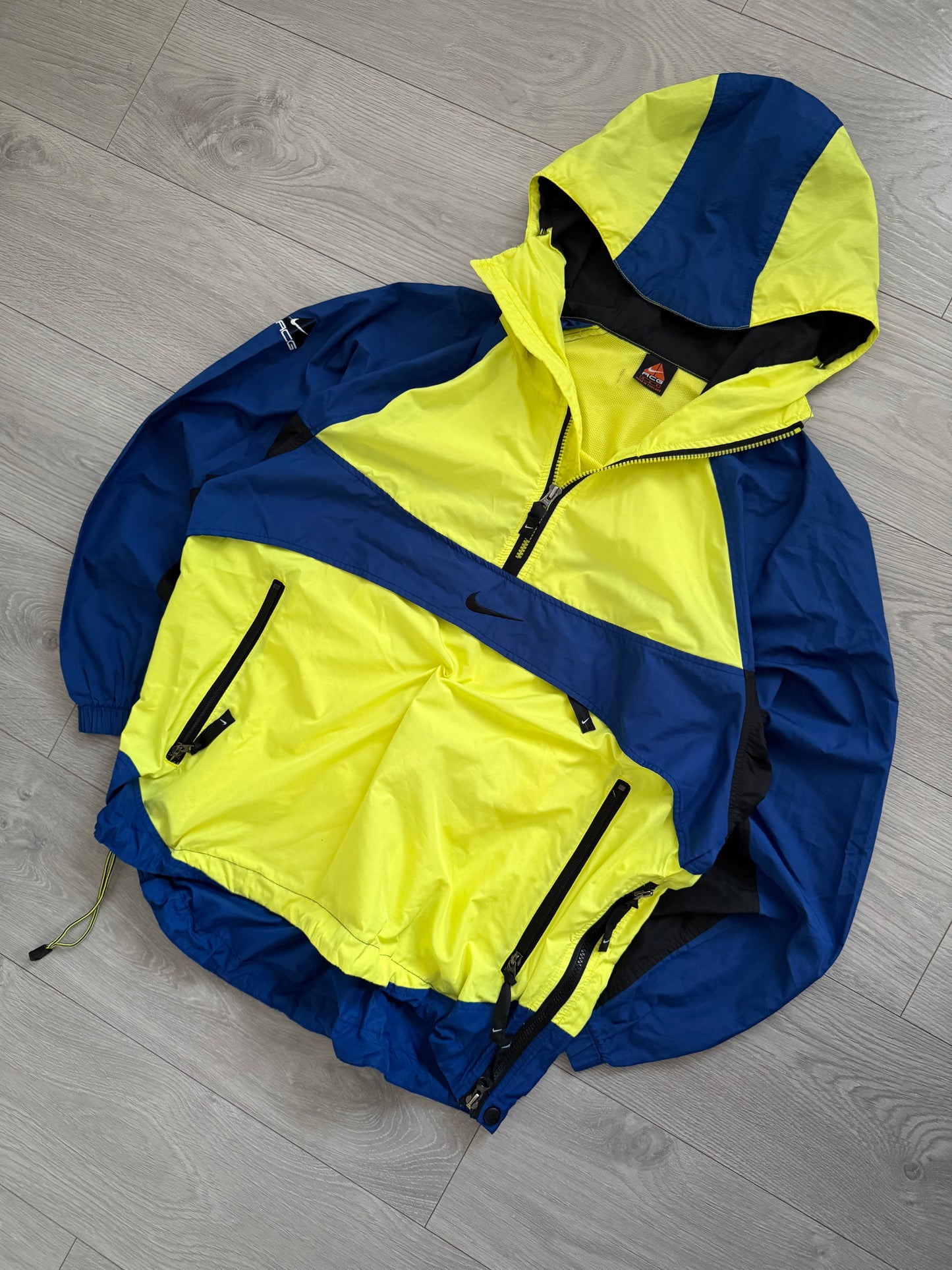Nike ACG 00s Lungs Era Technical Anorak - Size M