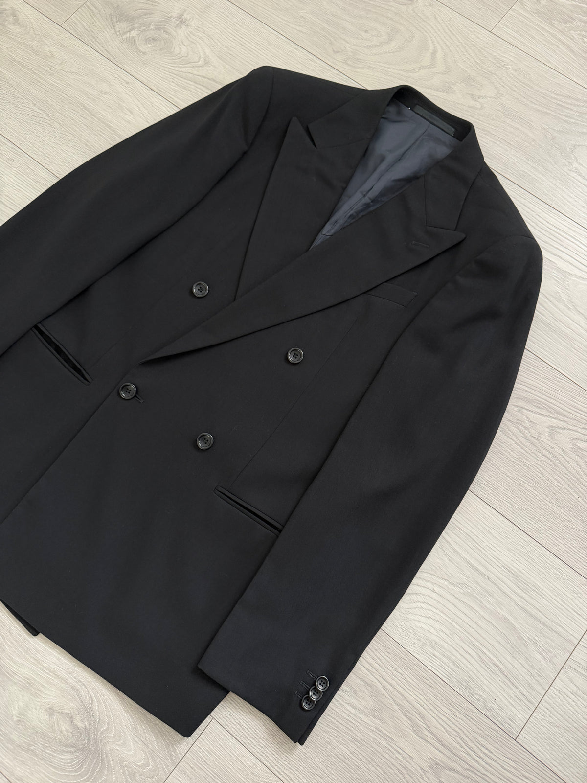 Armani 1990s Peaked Lapel Double Breasted Pleated Wool Suit Black - Size L Jacket / 34" Waist