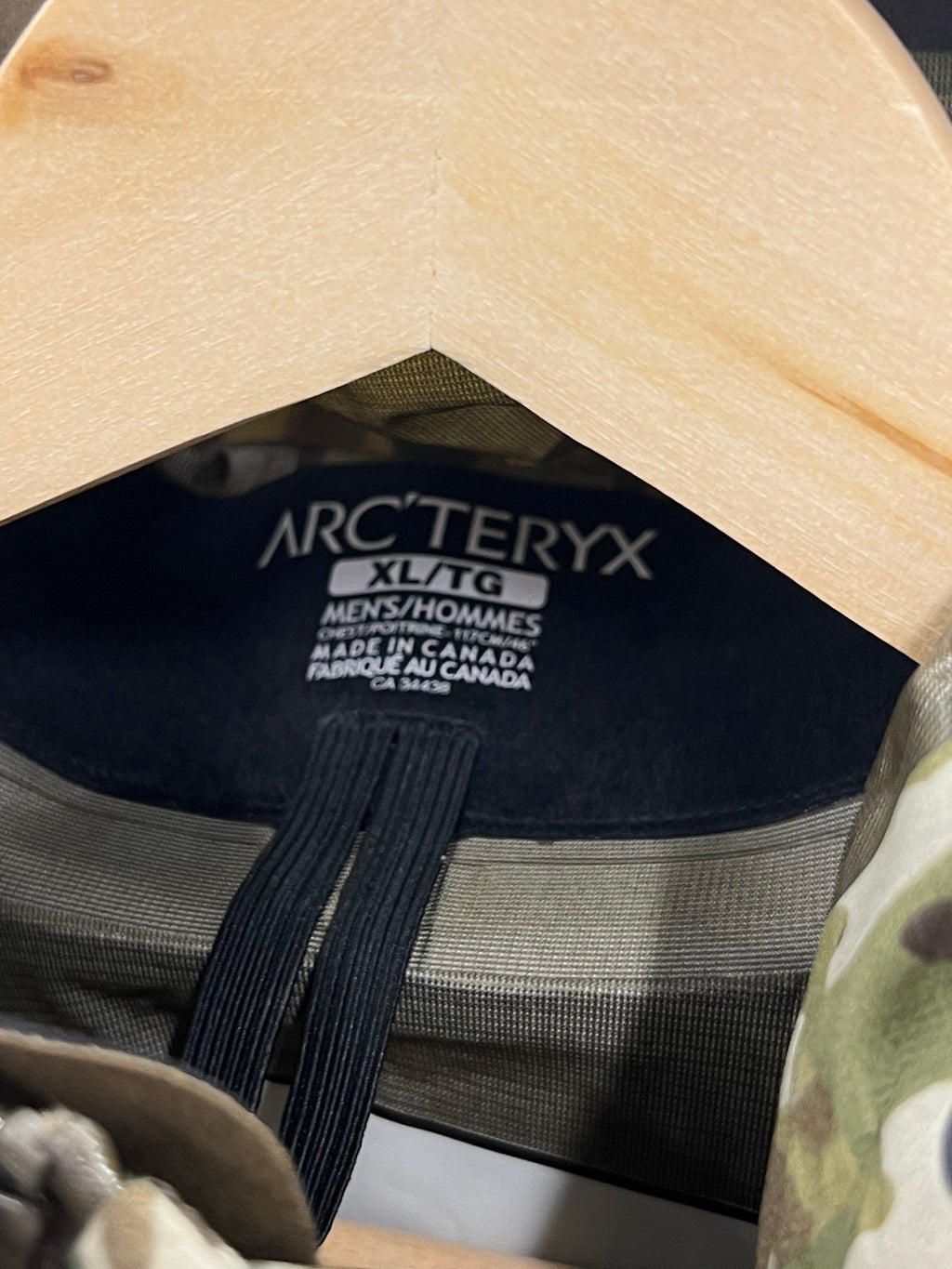 Arc'teryx LEAF Alpha LT Gen 2 Gore-Tex Pro Jacket in Multicam - Size XL