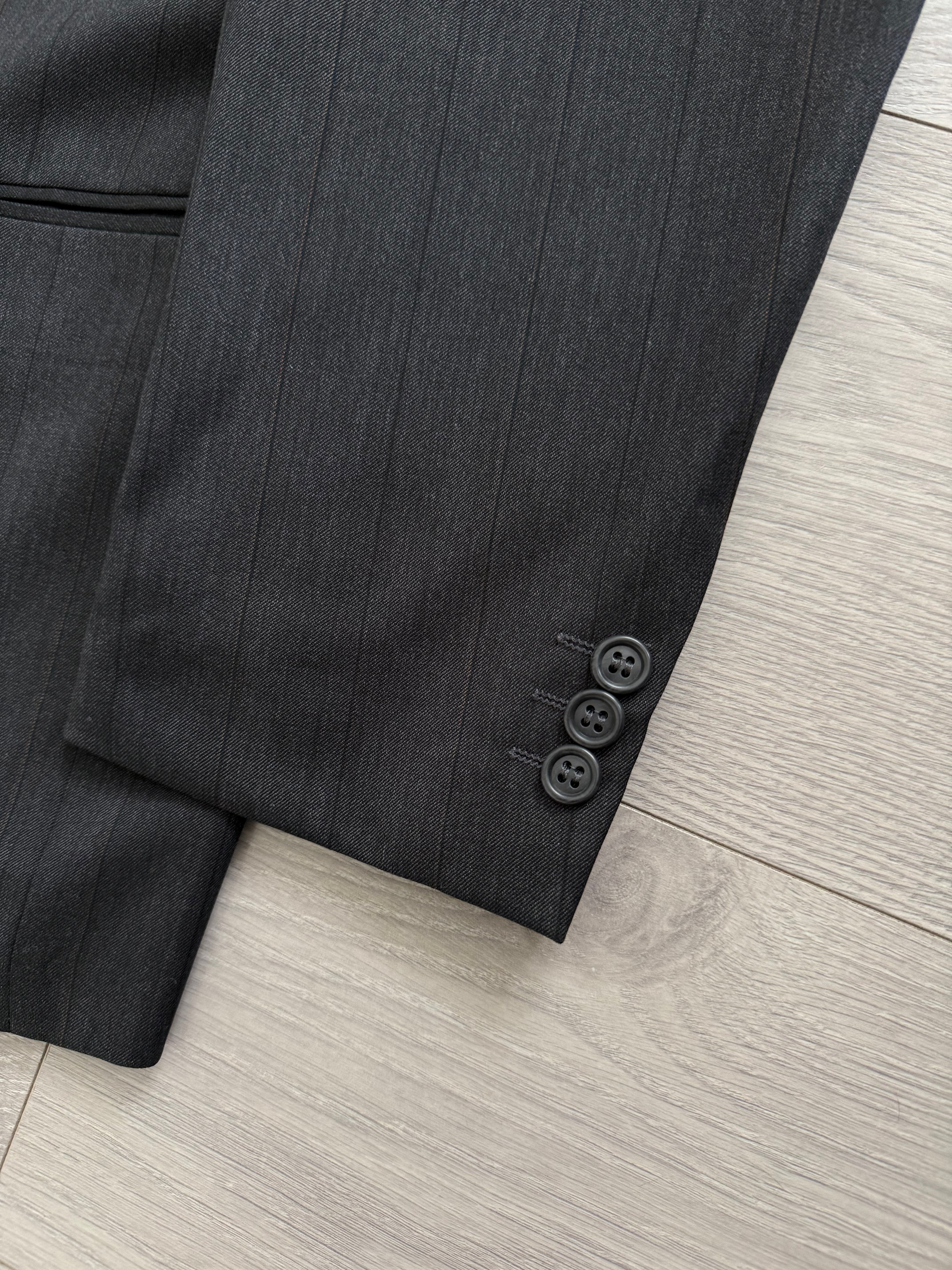 Hugo Boss 1980s 'Al Capone' Double Breasted Pleated Wool Cashmere Suit - Size XXL Jacket / 36" Waist