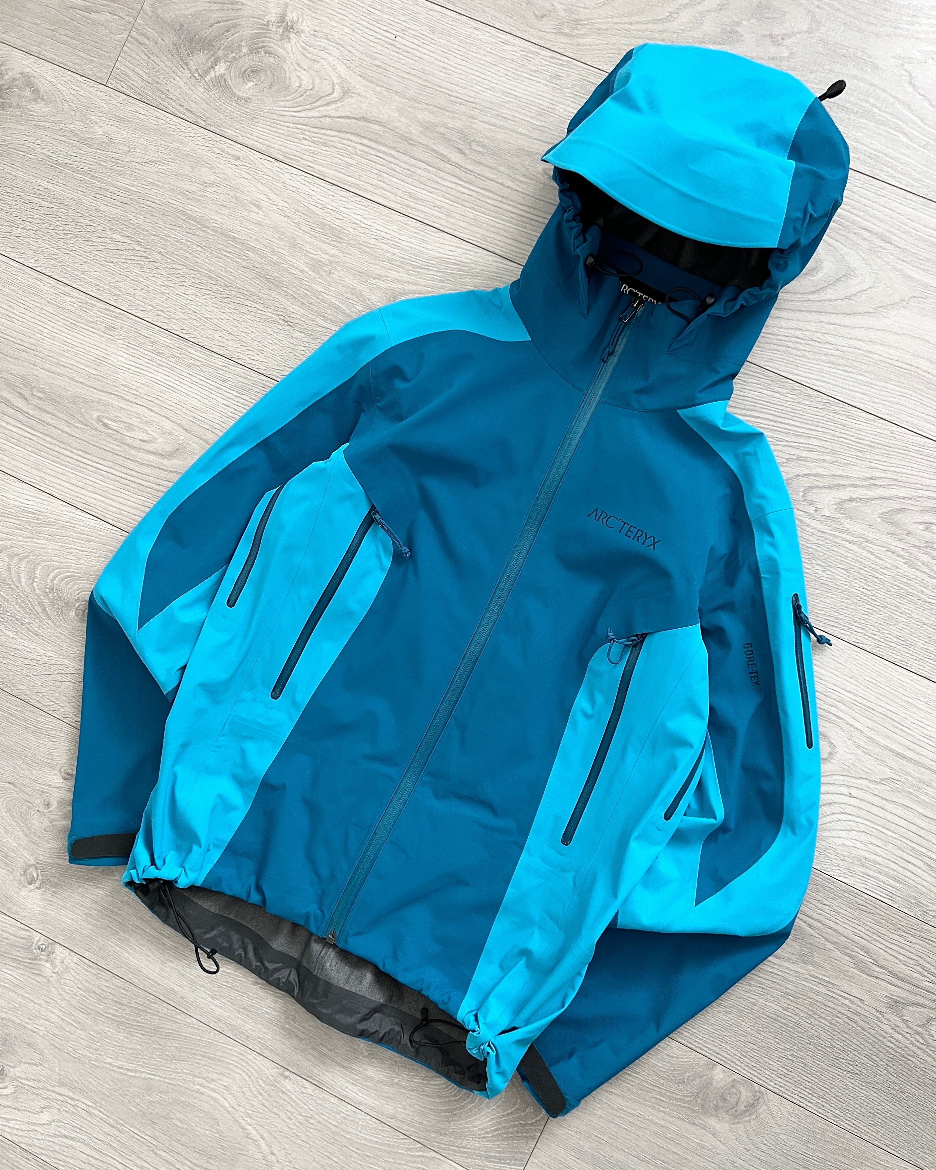 Arcteryx Stingray Gore Tex Pro TwoTone Technical Jacket Size Small M NDWC0 Shop