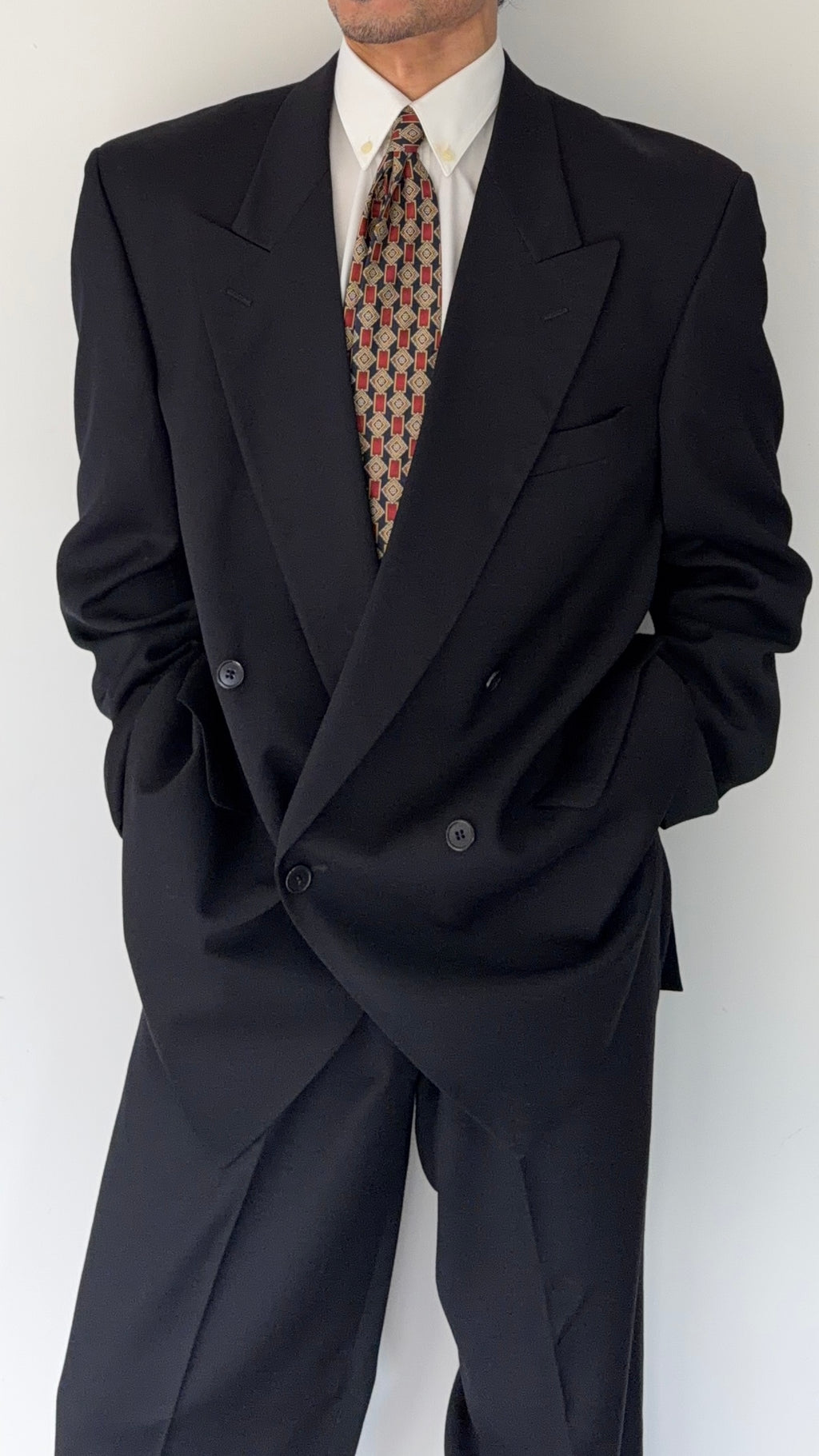 Louis Feraud Armani 1990s Peaked Lapel Pleated Double Breasted Wool Navy Suit - Size XXL Jacket / 38" Waist