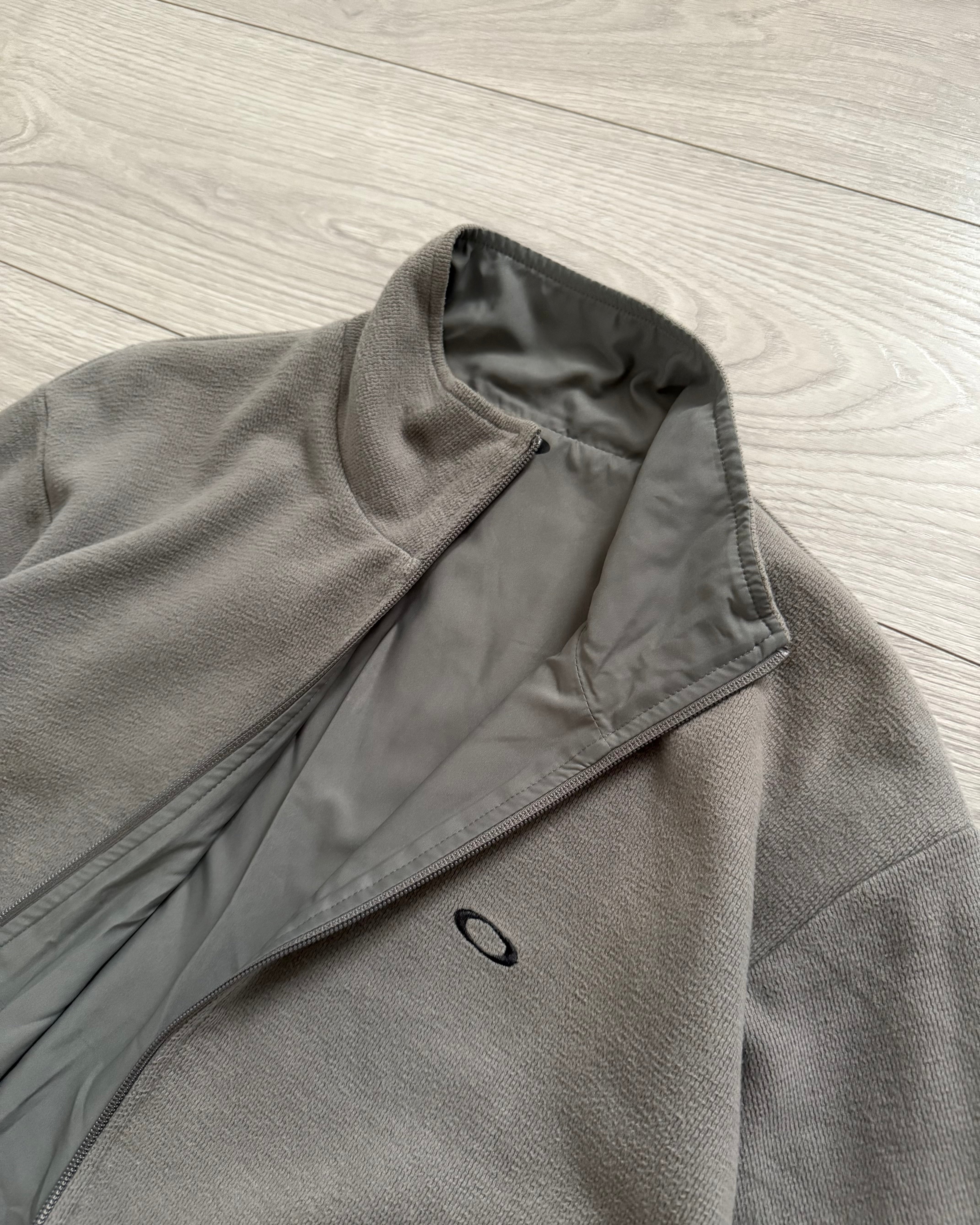 Oakley 00s Curve Panelled Reversible Fleece Nylon Jacket - Size M