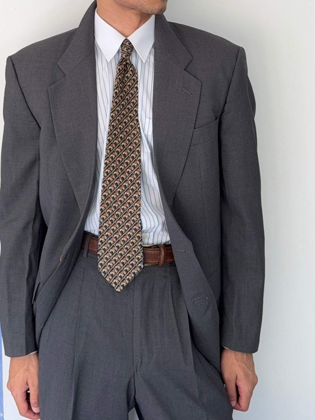 Hugo Boss 1990s 'Akropolis' 2B Zegna Fabric Pleated Wool Grey Suit - Size M Jacket / 32" Waist