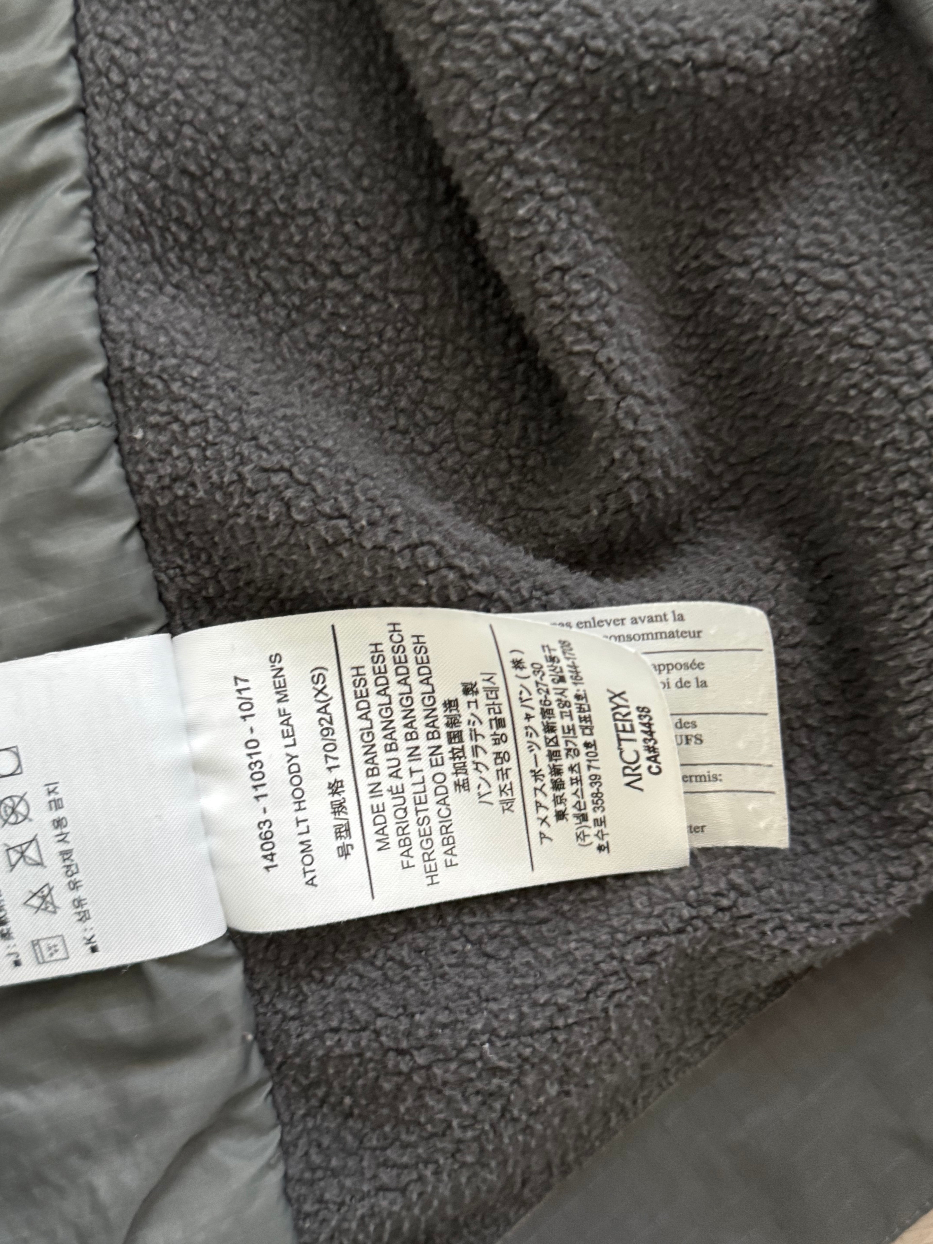 Arc'teryx LEAF Atom LT Hooded Jacket Wolf Grey - Size XS