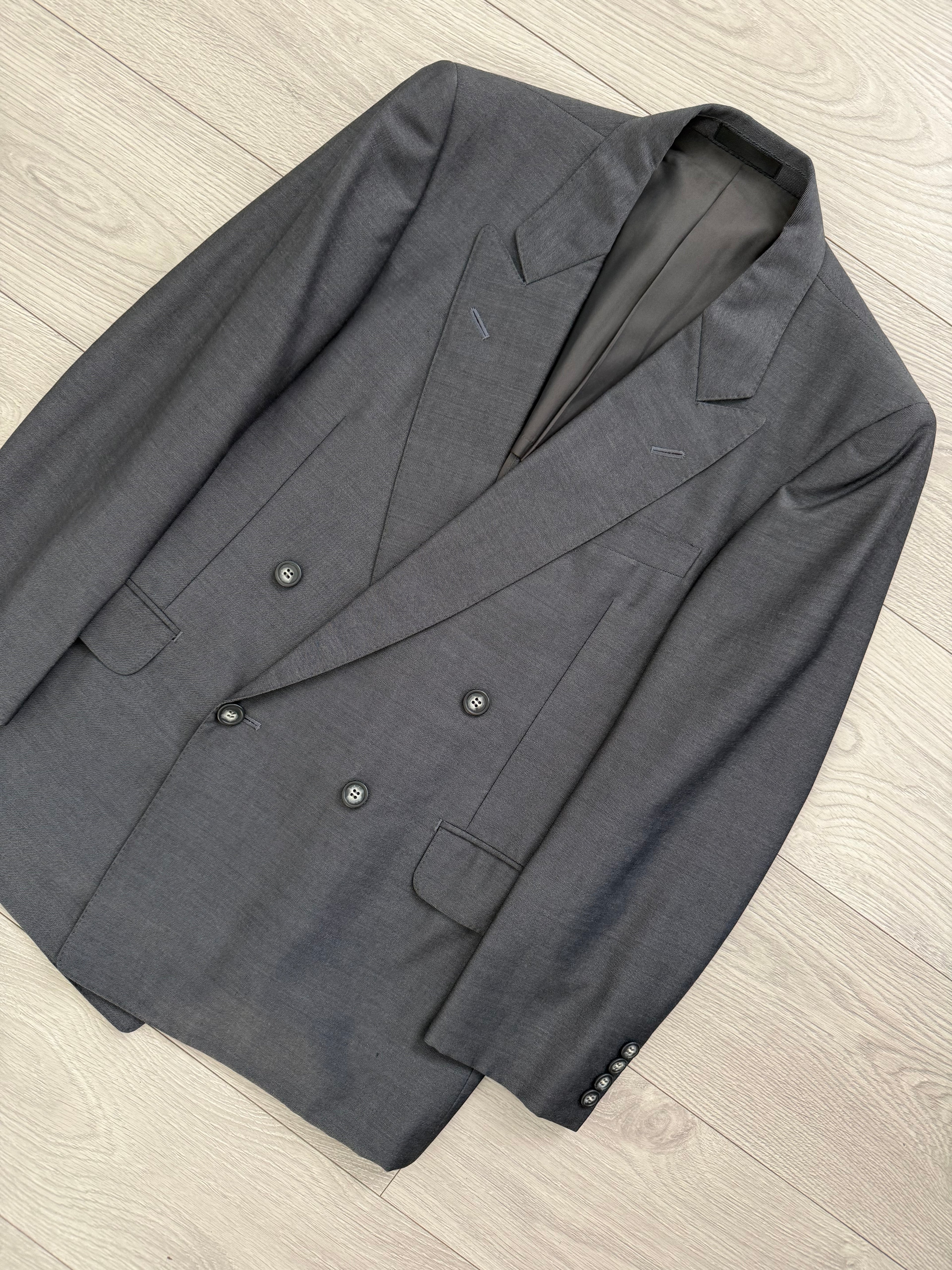Burberry 1980s Peaked Lapel Double Breasted Pleated Wool Mohair Grey Suit - Size S Jacket / 31" Waist