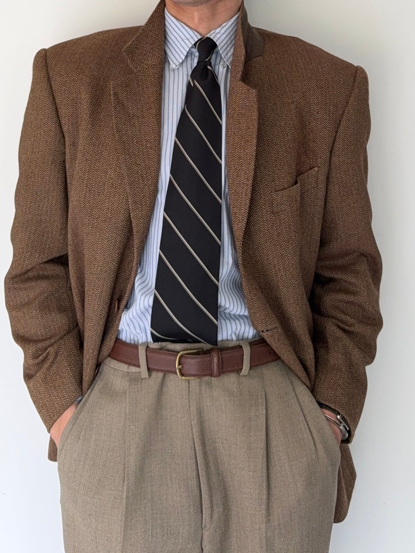 Valentino 1980s Micro Herringbone 3B Tobacco Brown Wool Sports Blazer Jacket - Size L