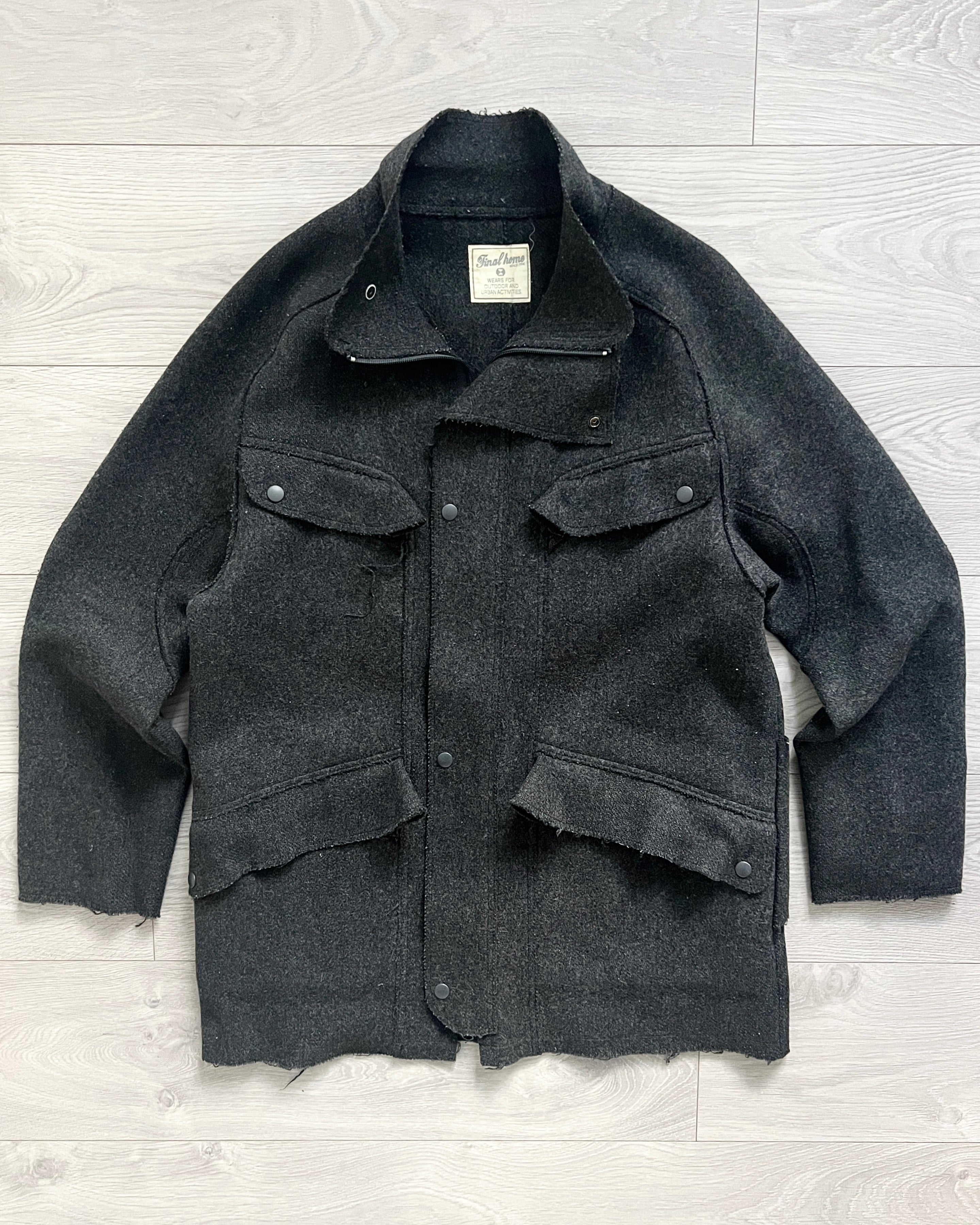 Final Home 1990s Raw Edge Curve Panelled Wool Coat - Size M