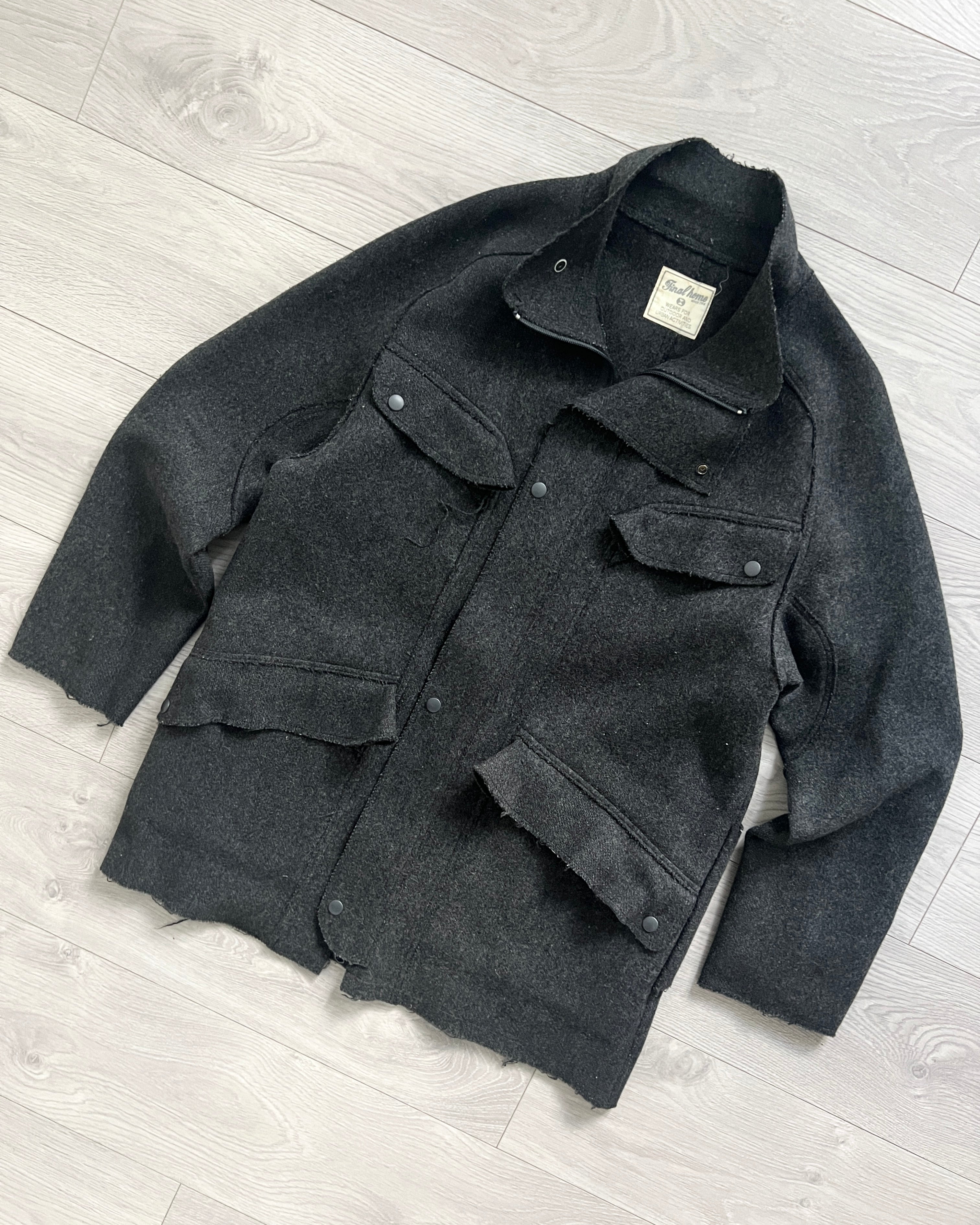 Final Home 1990s Raw Edge Curve Panelled Wool Coat - Size M