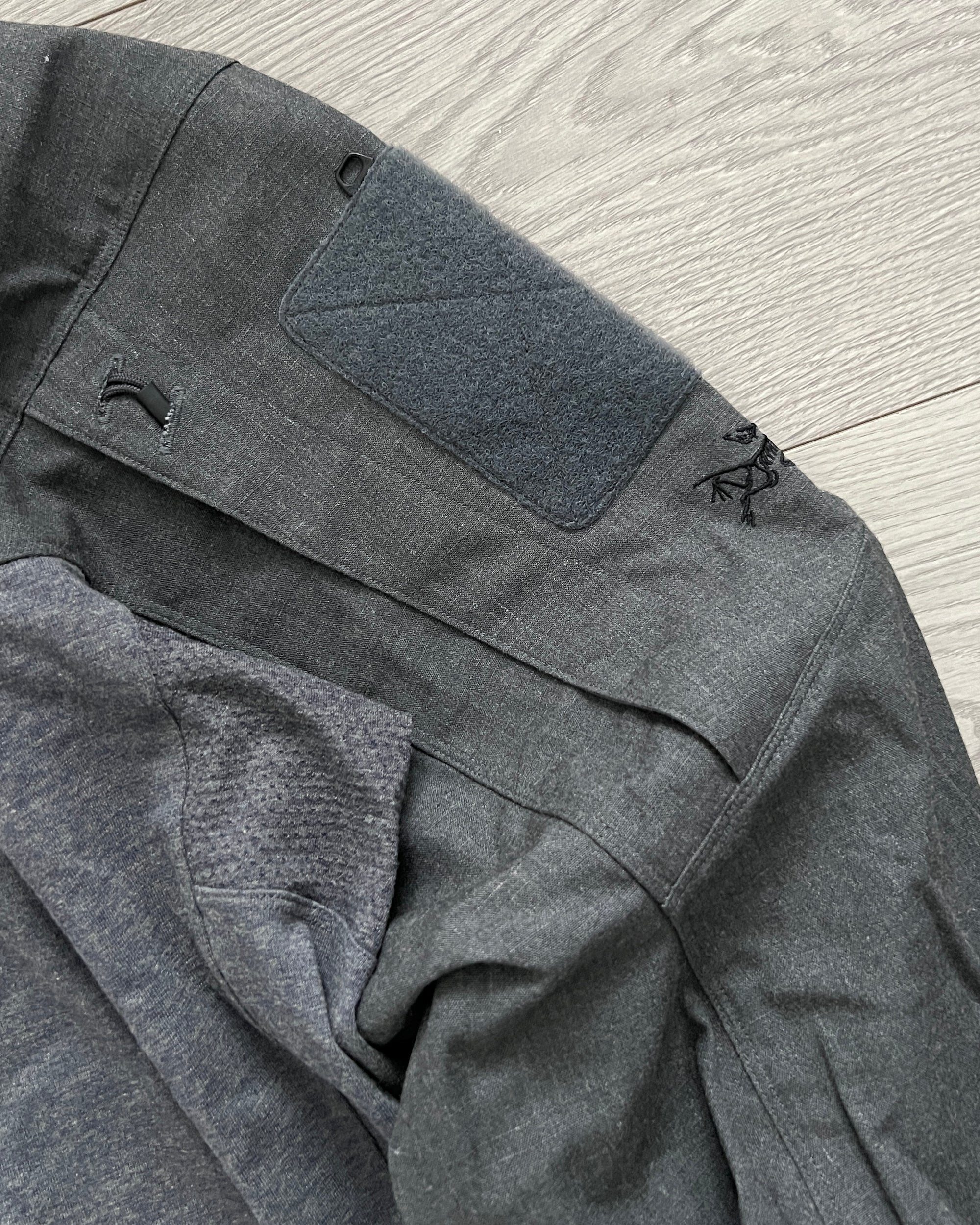 Arcteryx LEAF Assault FR Shirt Wolf Grey, Made in El Salvador - Size S & XL