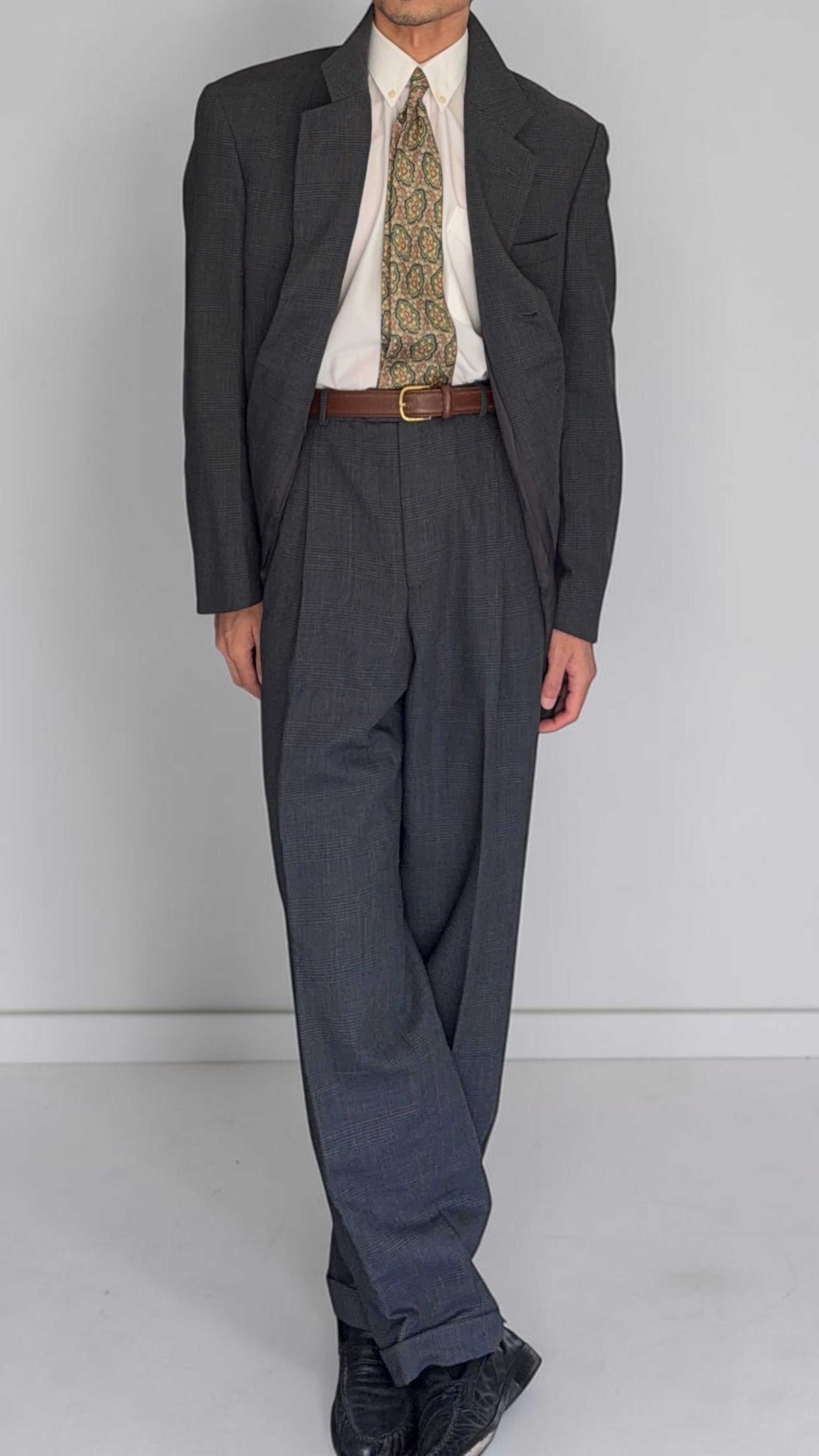 Emporio Armani 1990s 3B Prince of Wales Check Grey Pleated Wool Suit - Size L Jacket / 32" Waist