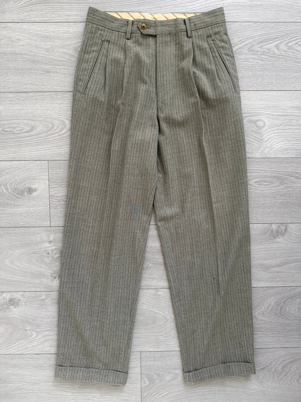Basile 1980s Torello Viera Fabric Peaked Lapel Double Breasted Pleated Wool Suit - Size M Jacket / 31" Waist