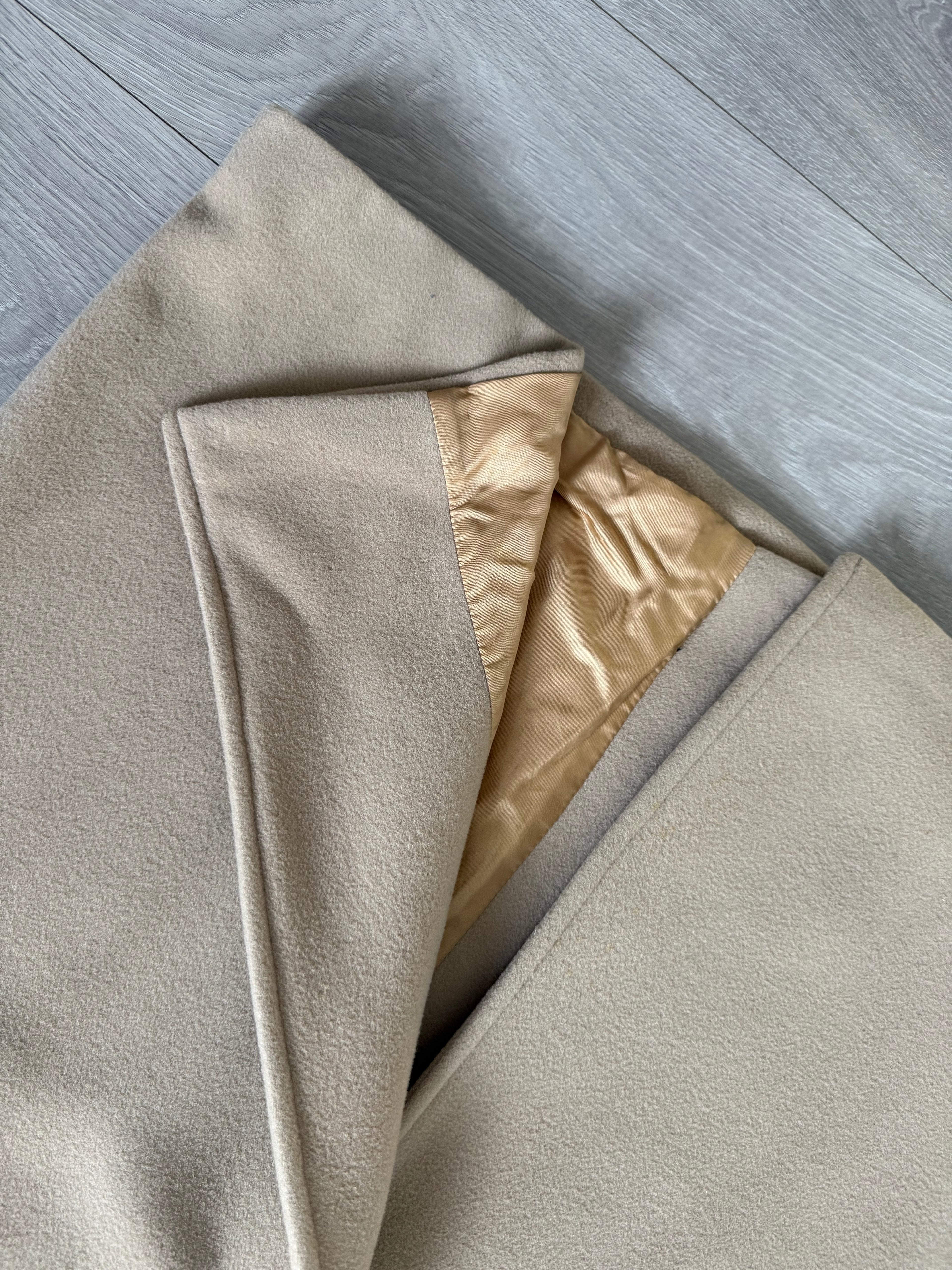 Hugo Boss 1980s 'De Tomaso' Wool Overcoat Cream - Size XL