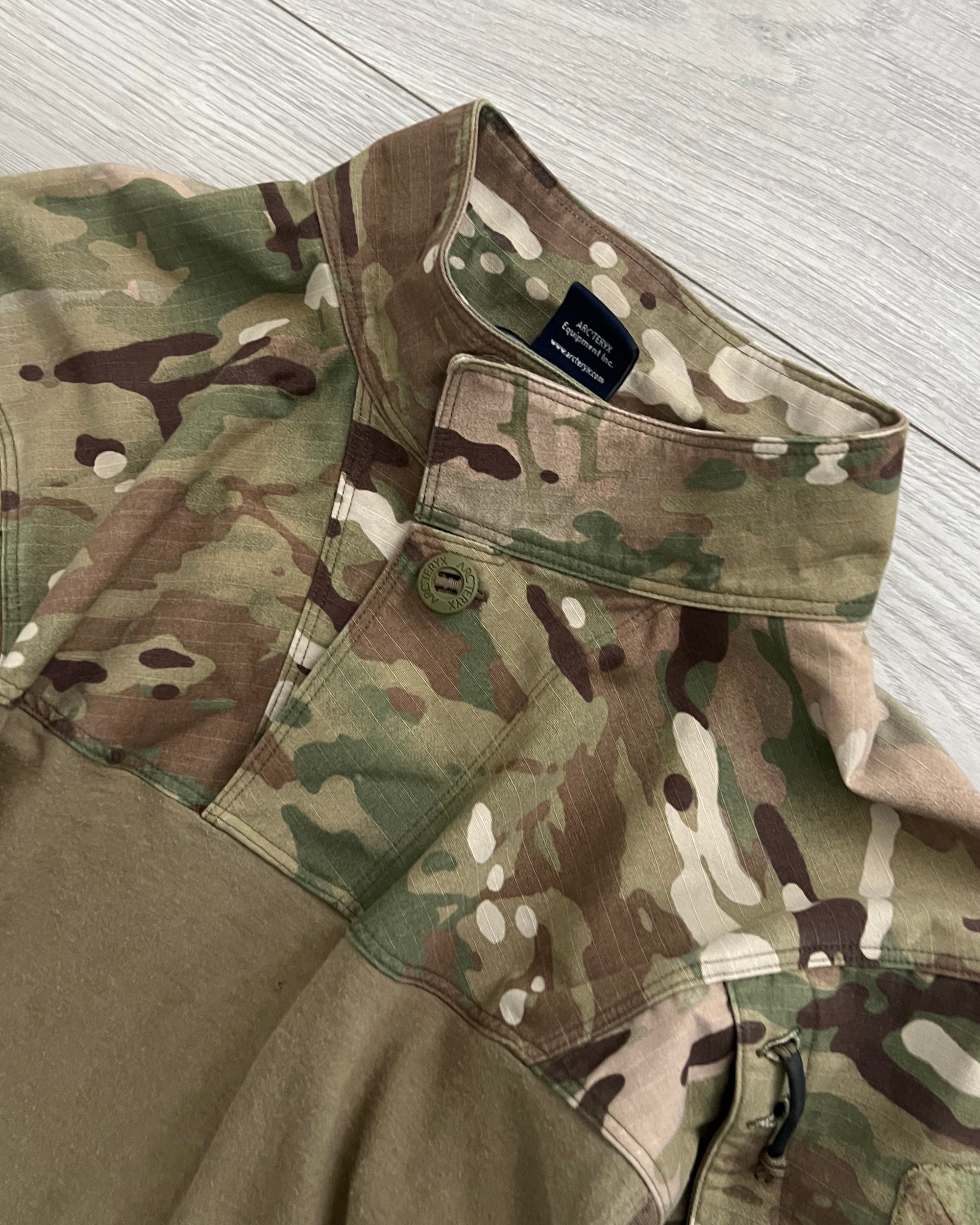 Arc'teryx LEAF Assault AR Combat Shirt Multicam - Size M