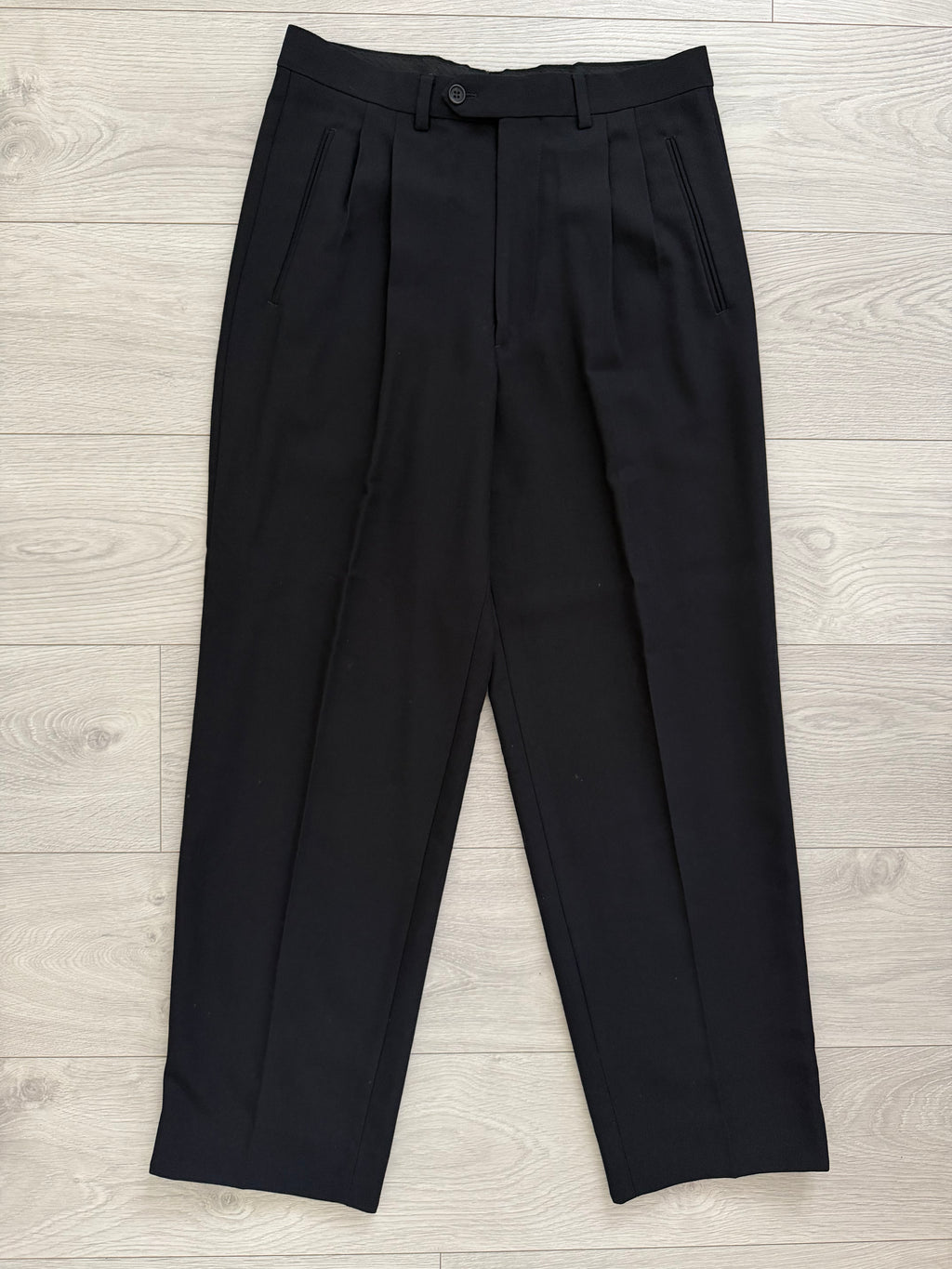 Giorgio Armani 1980s 3B Double-Pleated Wool Suit Black - Size M Jacket / 31" Waist